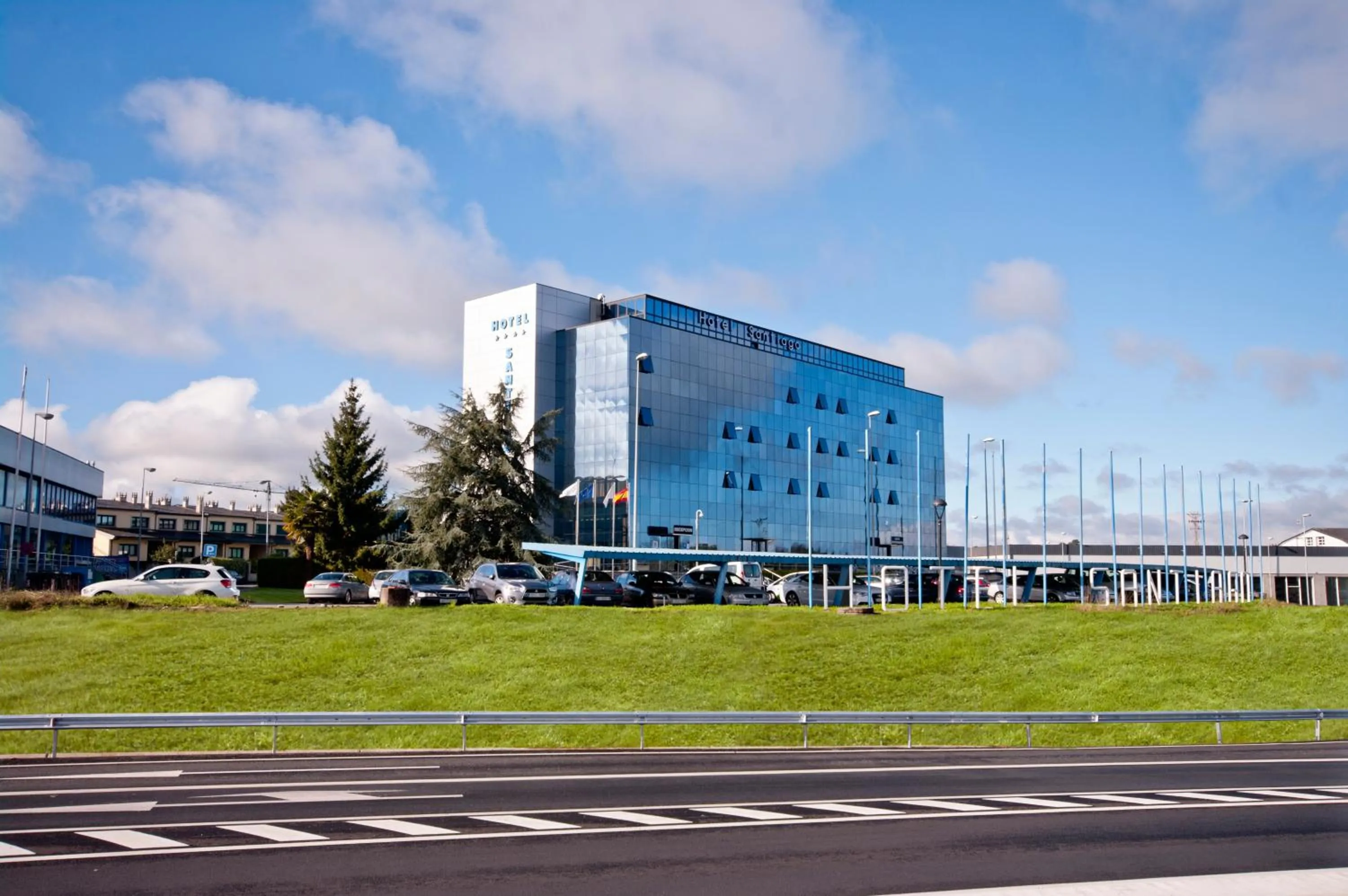 Photo of the whole room in Hotel Auditorio Santiago & Spa
