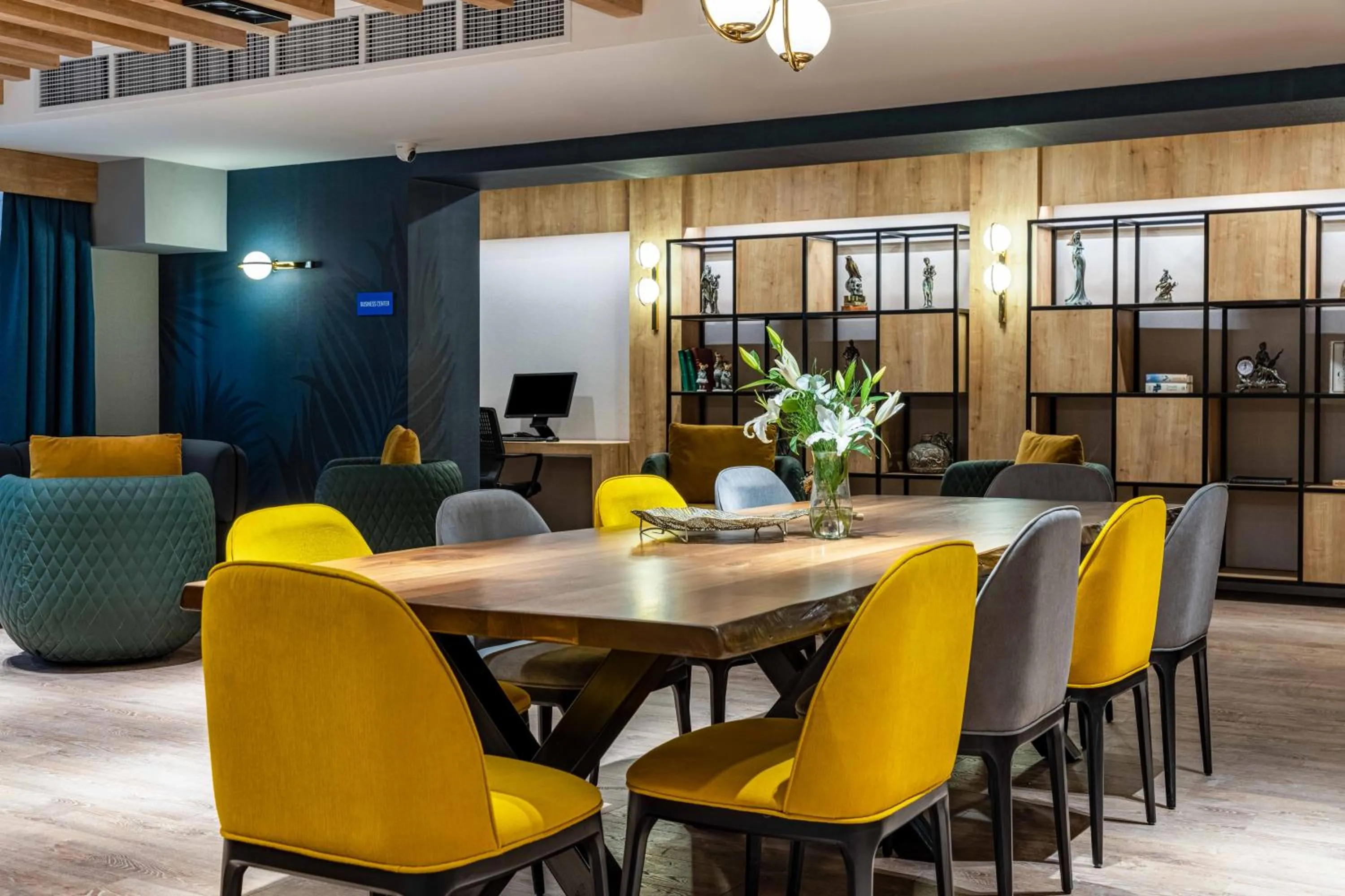 Seating area in Days Inn & Suites by Wyndham Istanbul Esenyurt