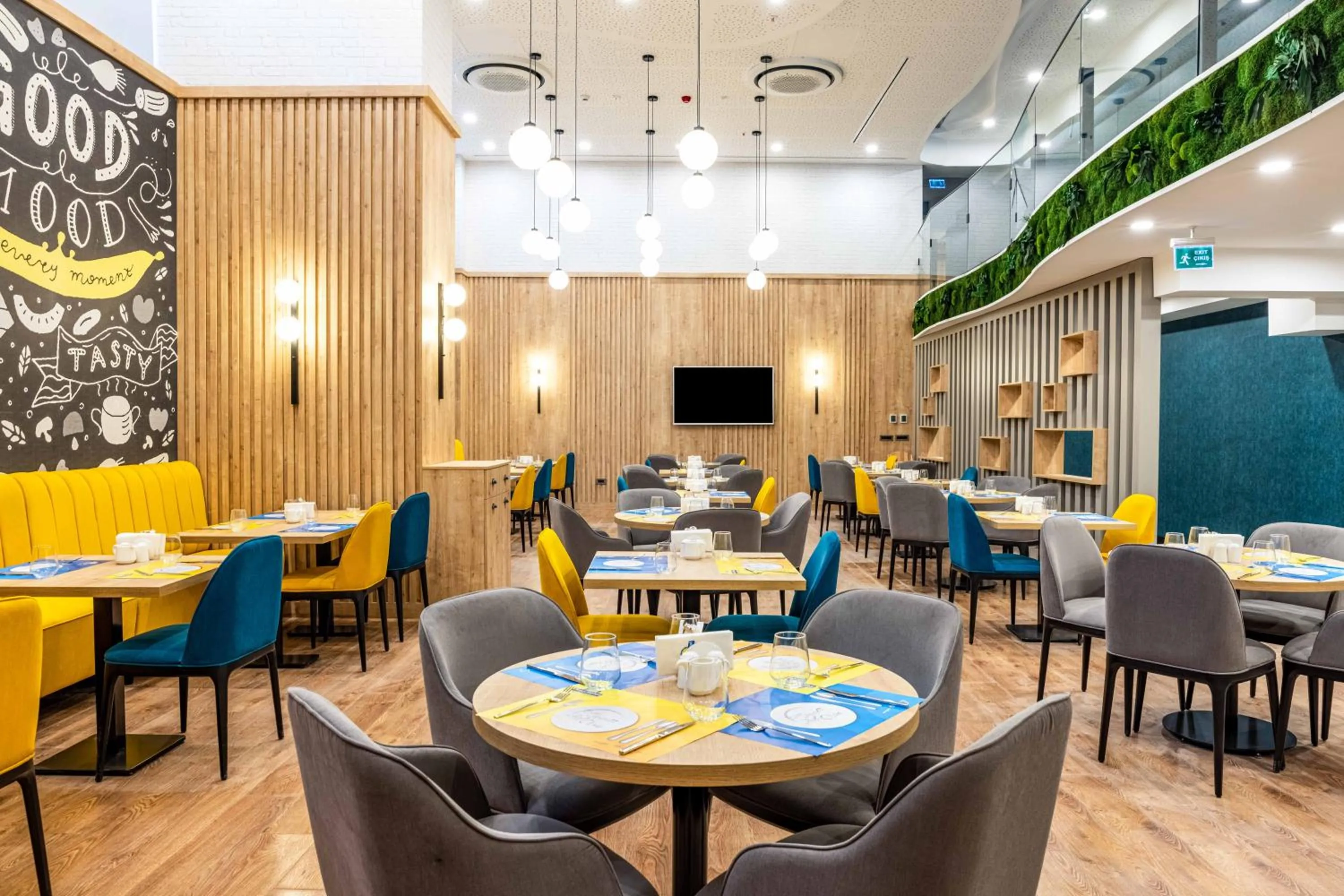 Restaurant/places to eat in Days Inn & Suites by Wyndham Istanbul Esenyurt