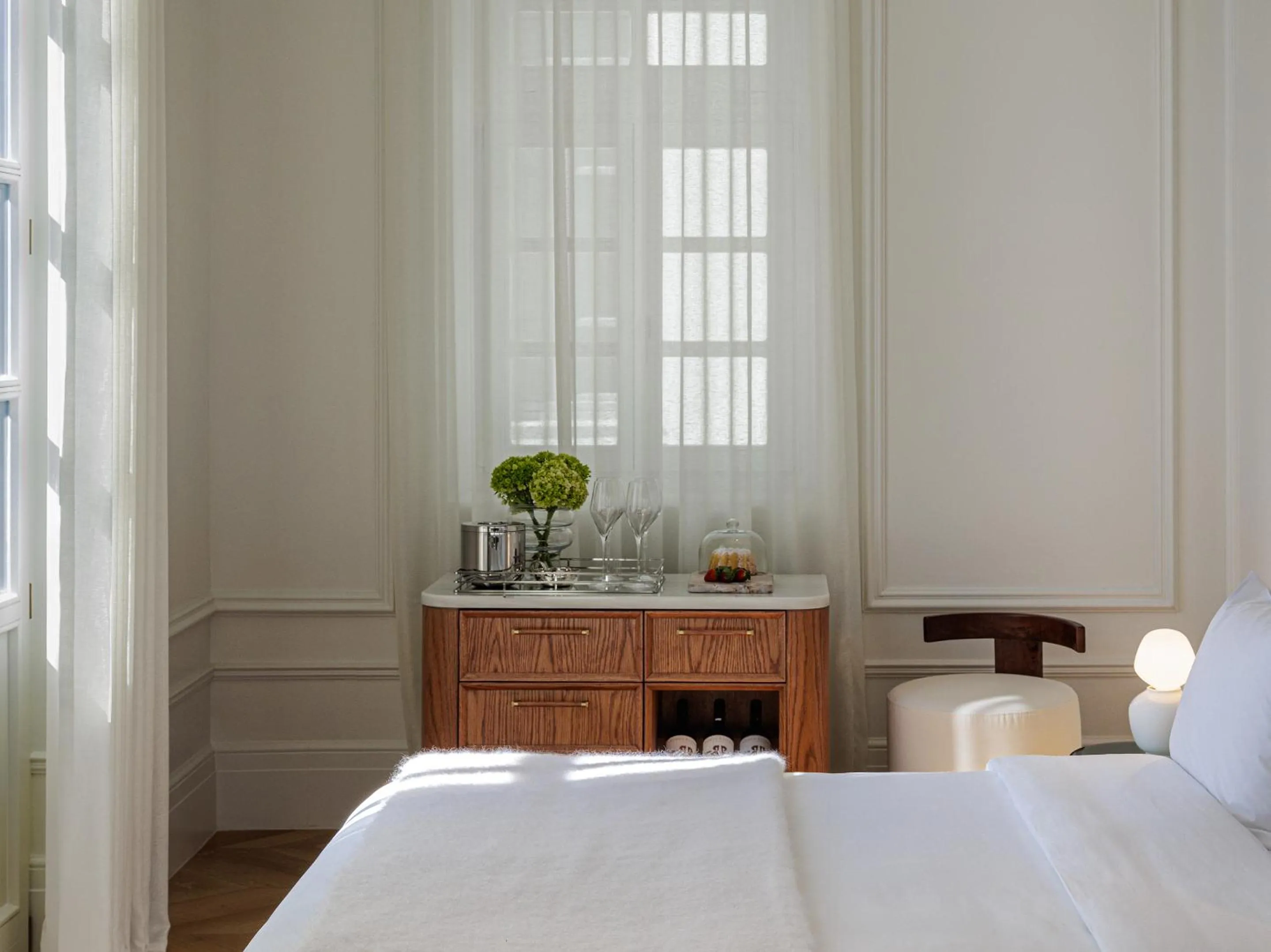 Bed in The Dolli at Acropolis, A Hotel to Live