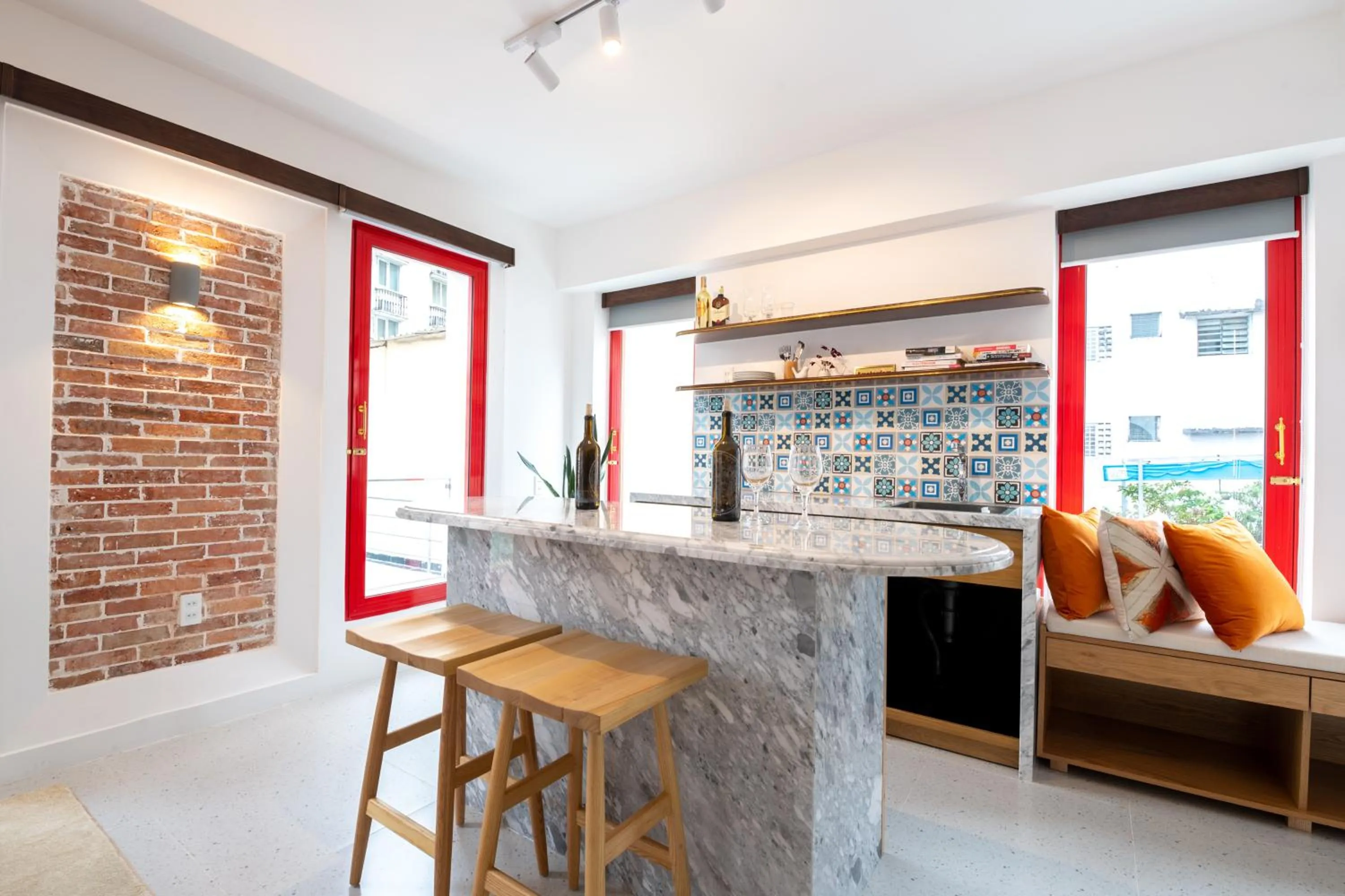 kitchen in Leiden Homestay&Cafe'