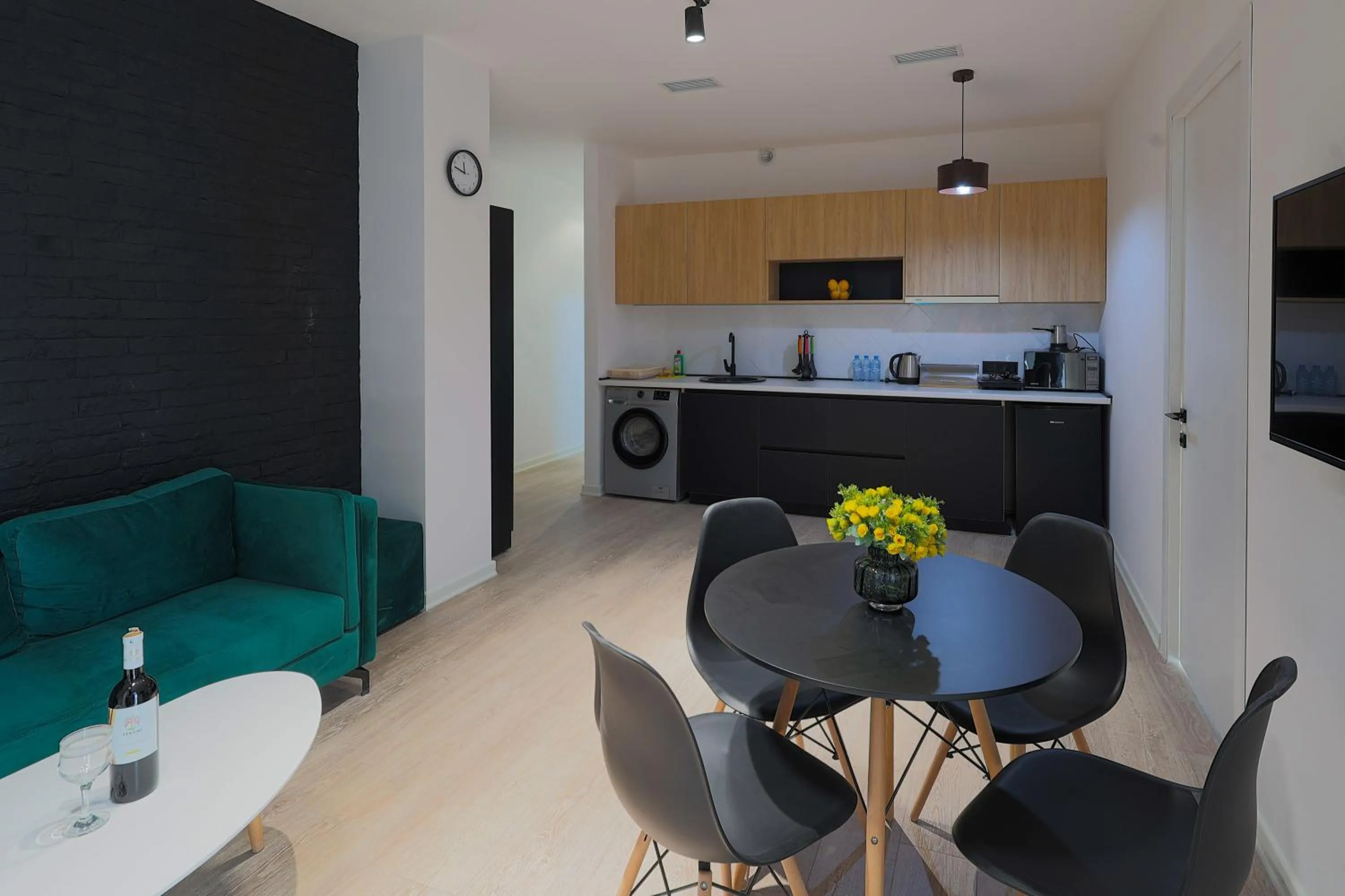 Kitchen or kitchenette in Welcome Republic Square Apartments