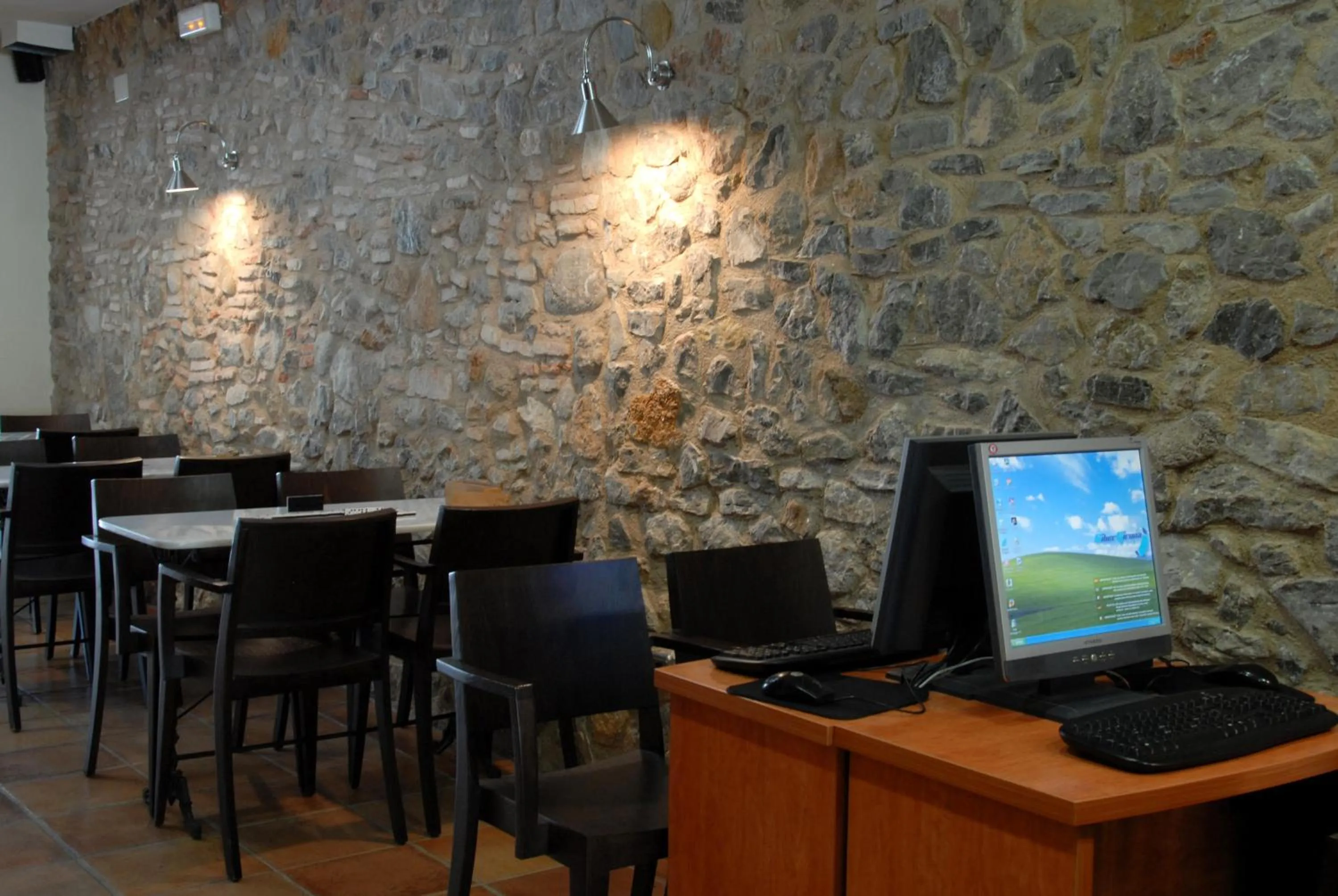 Communal lounge/ TV room in Hotel Santa Anna