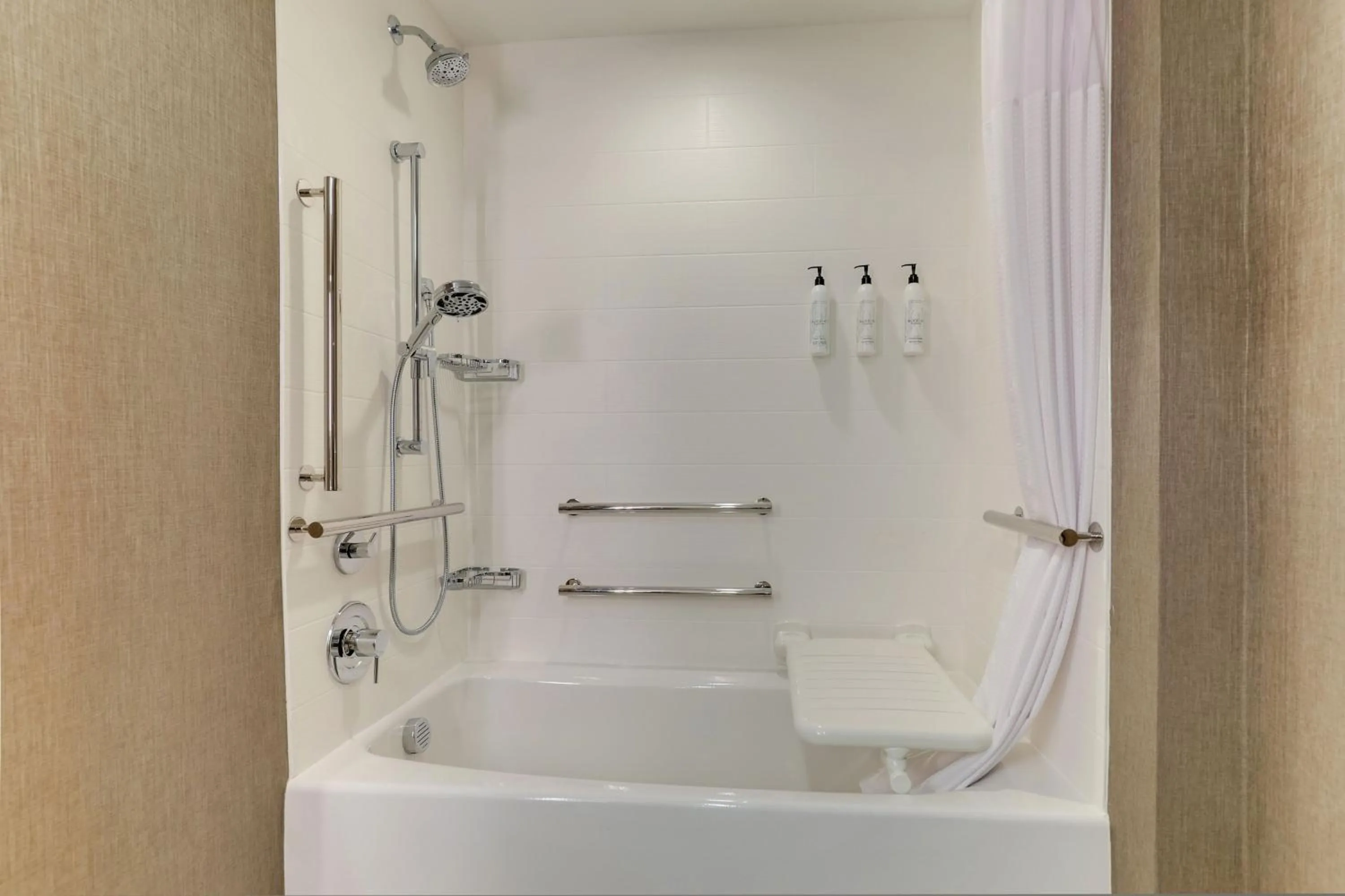 Bathroom in SpringHill Suites by Marriott Cheraw