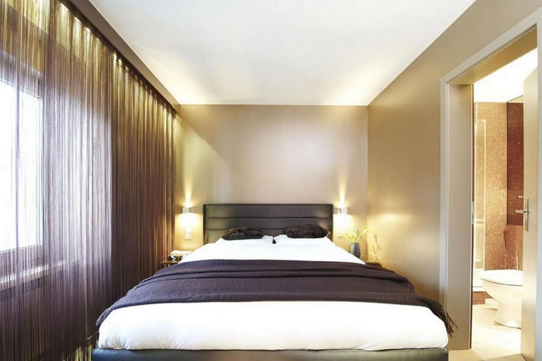 Bedroom, Bed in VISIONAPARTMENTS Cramerstrasse 8-12 - contactless check-in