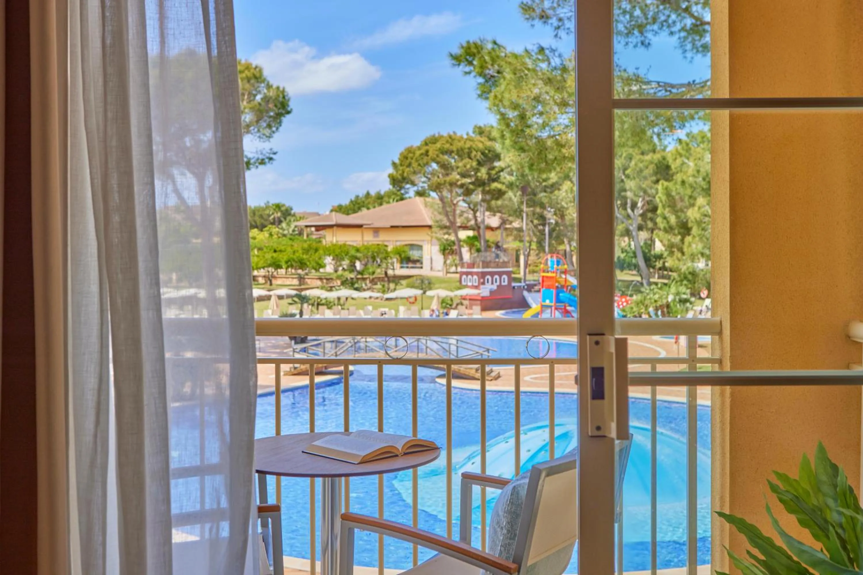 Balcony/Terrace in Zafiro Mallorca & Spa