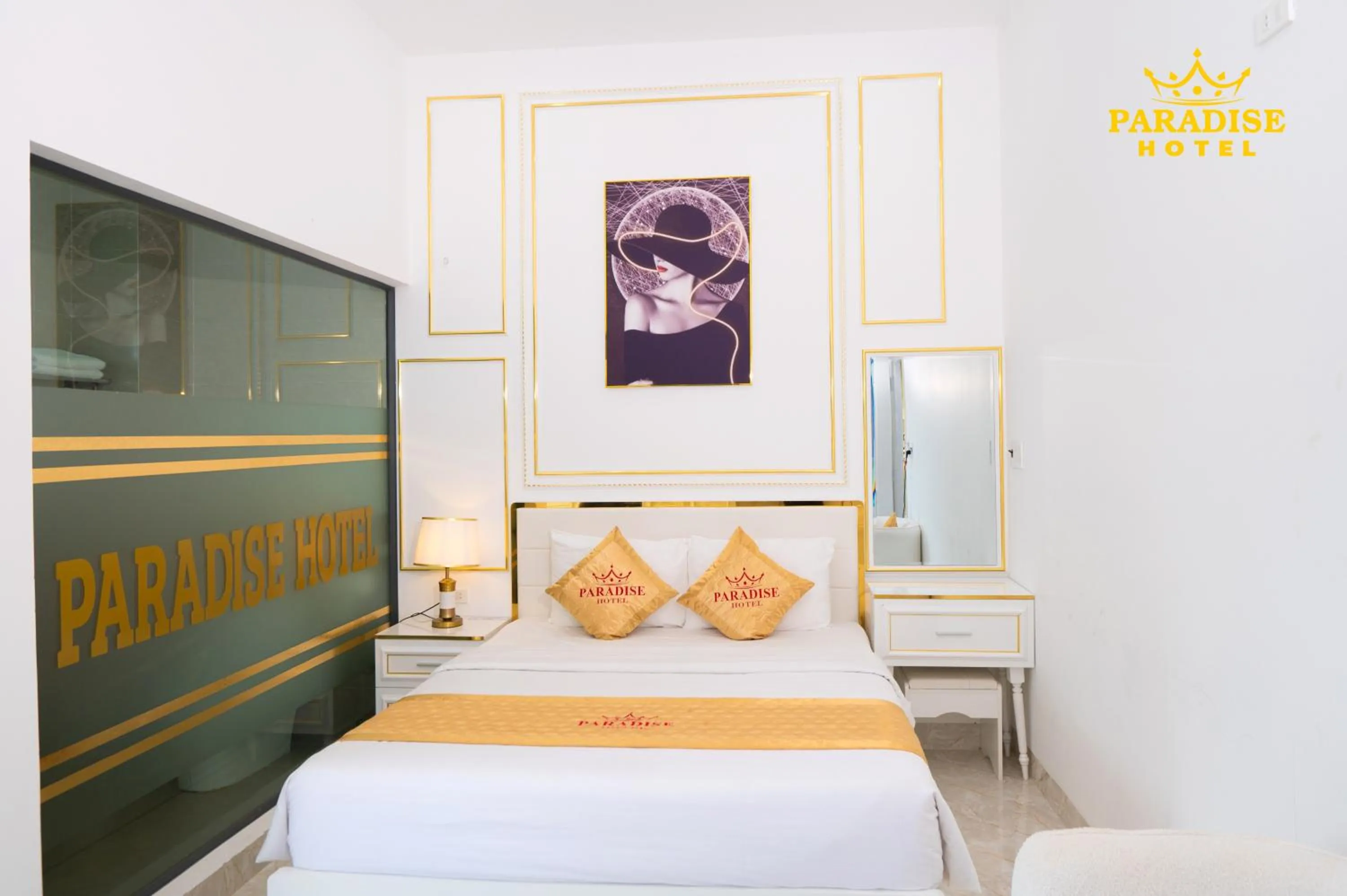 Bed in Paradise Hotel & Homestay access alley 100m