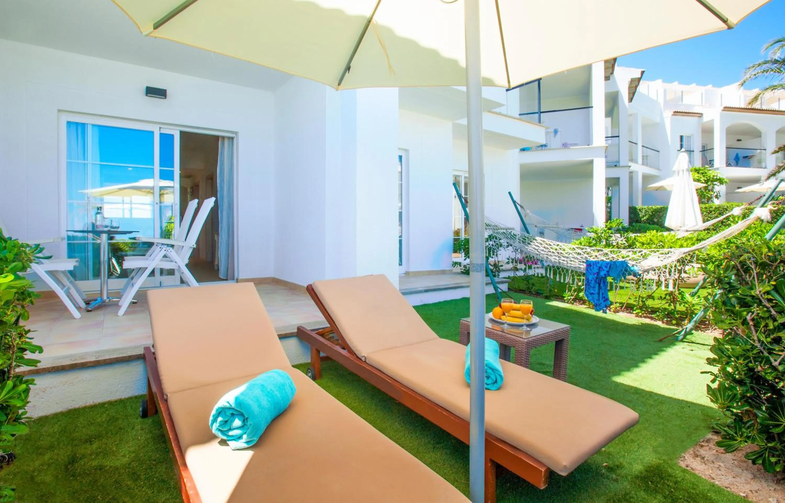 Photo of the whole room in VIVA Cala Mesquida Resort & Spa