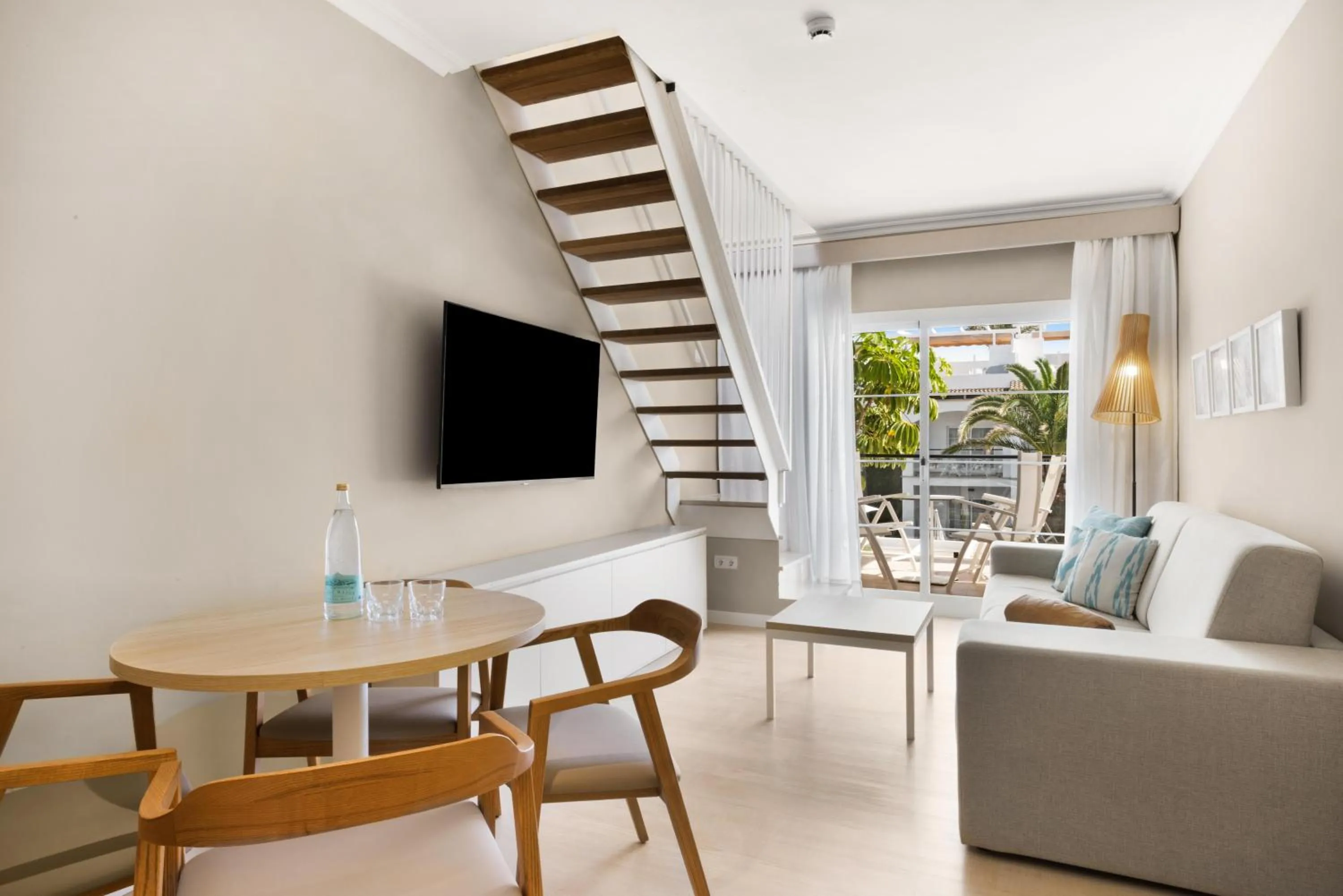 Photo of the whole room in VIVA Cala Mesquida Resort & Spa