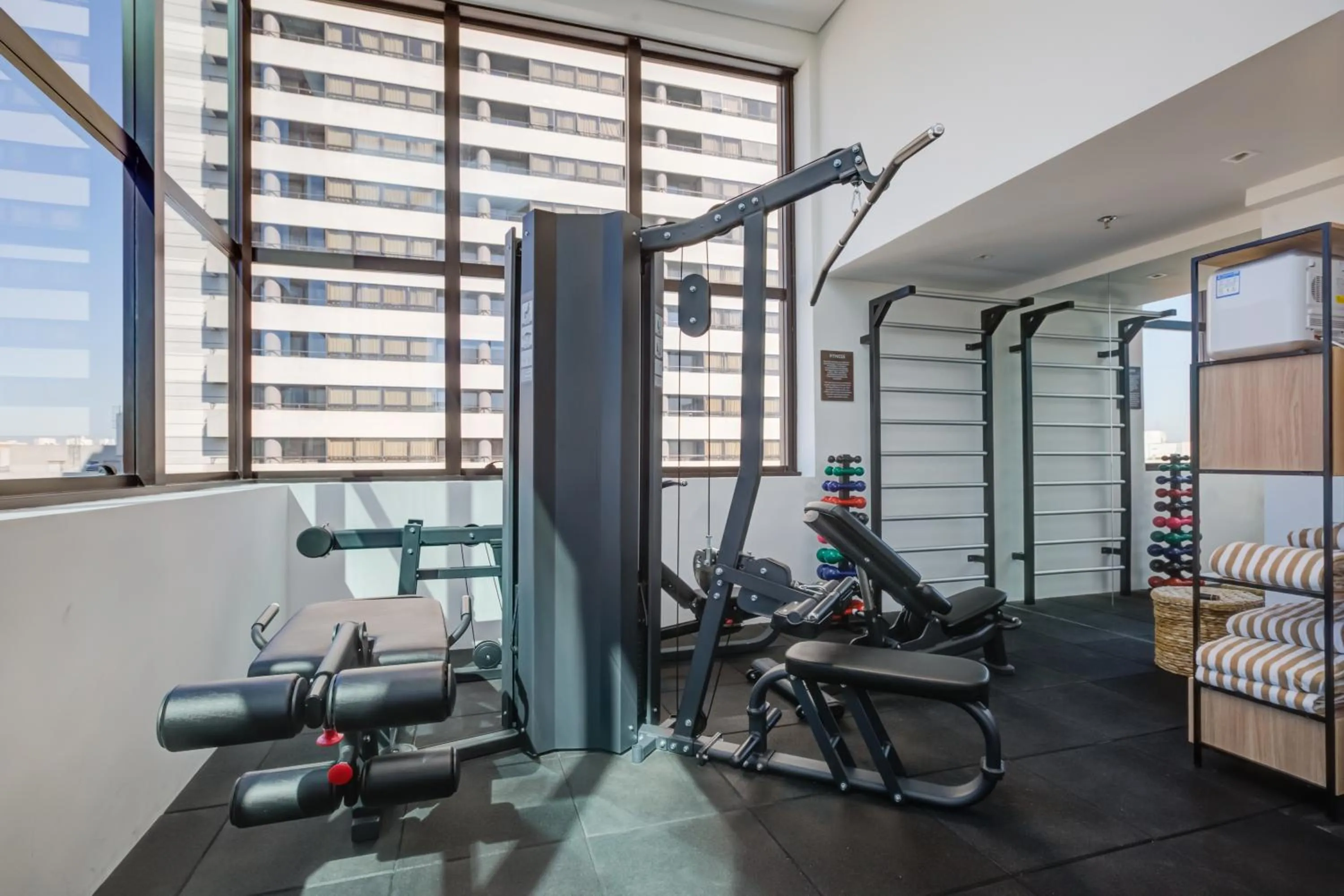 Fitness centre/facilities in Qoya São Paulo Paulista, Curio Collection by Hilton