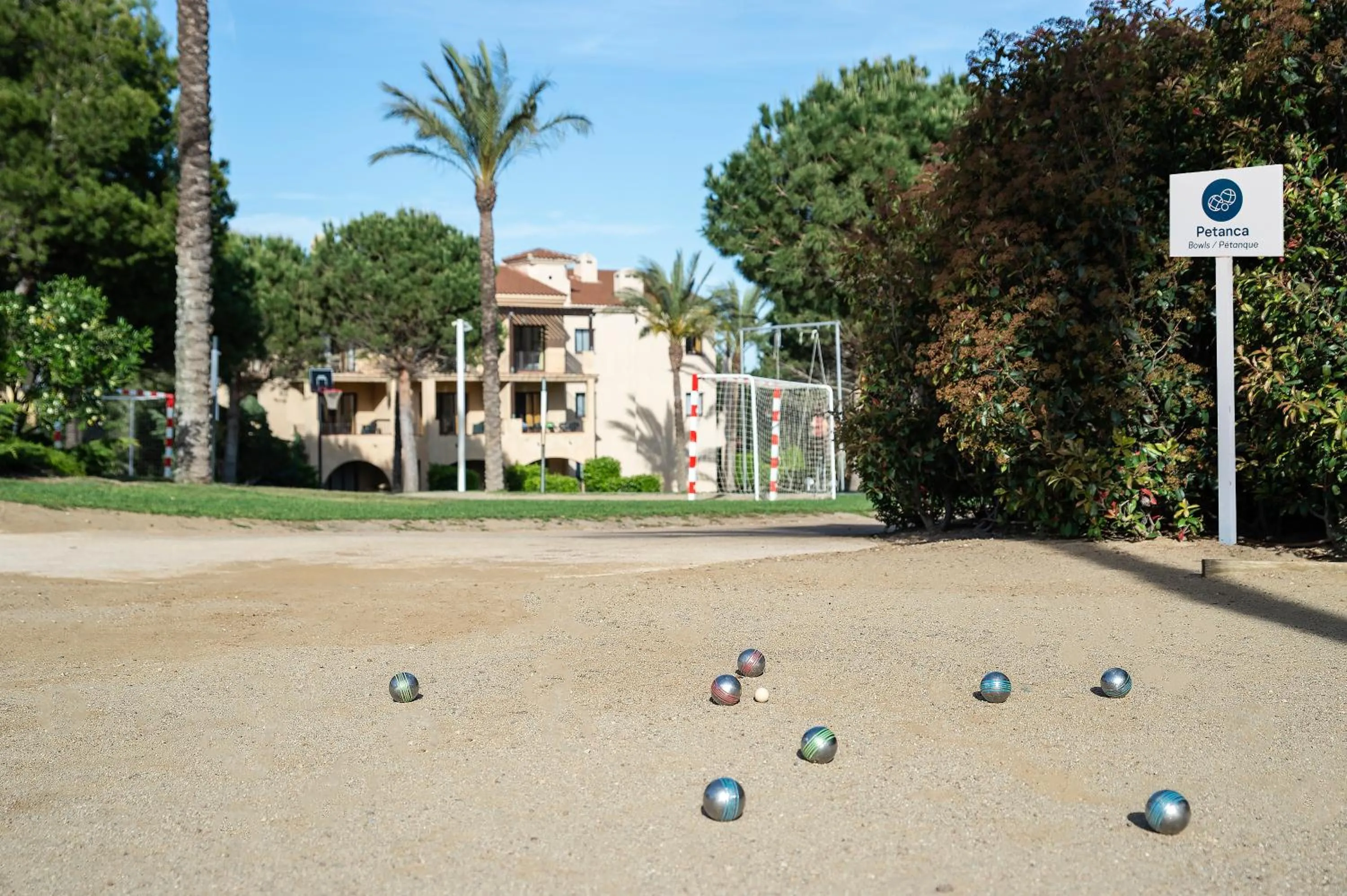 Spring in Pierre & Vacances Resort Bonavista de Bonmont