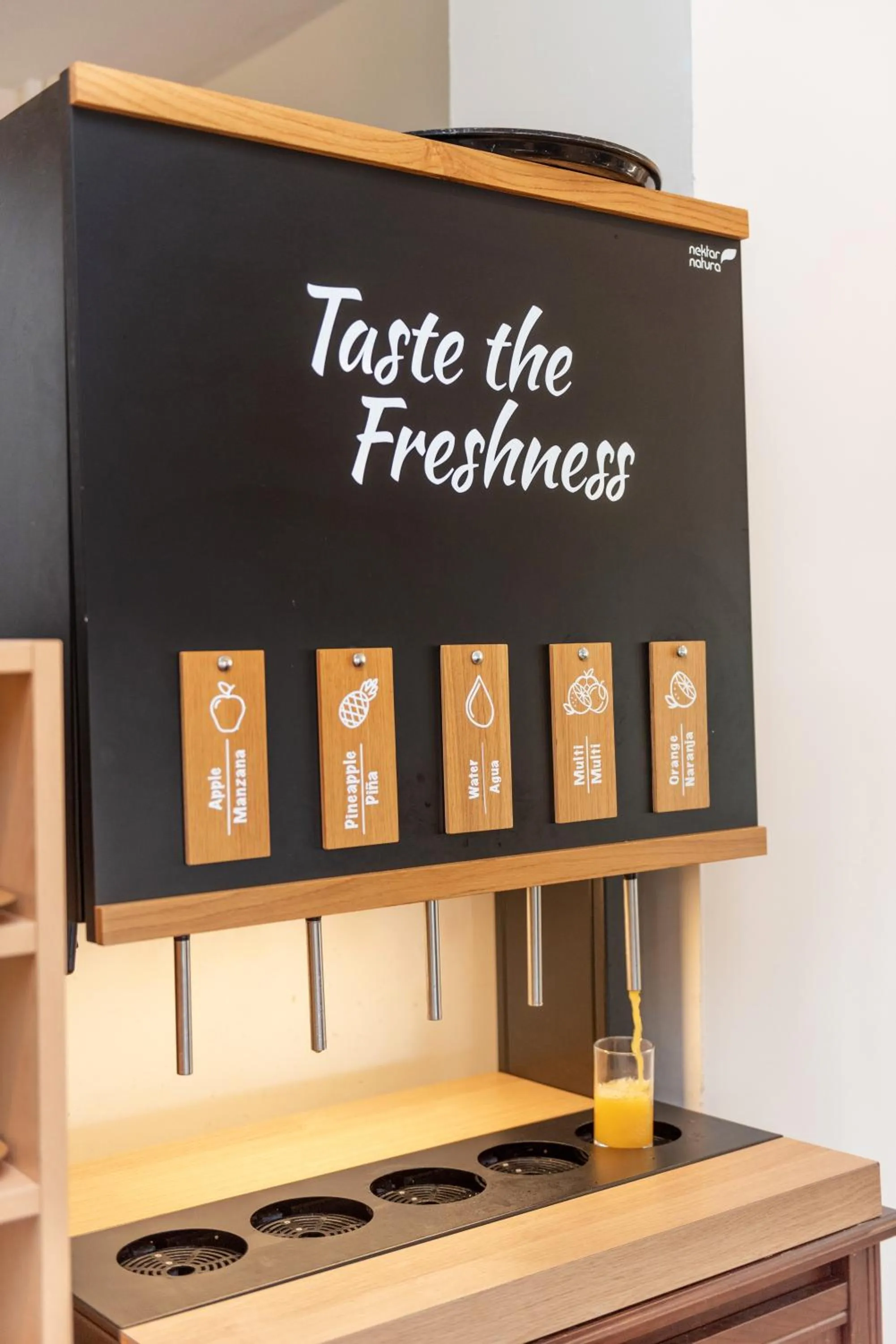 Food and drinks in Pierre & Vacances Resort Bonavista de Bonmont