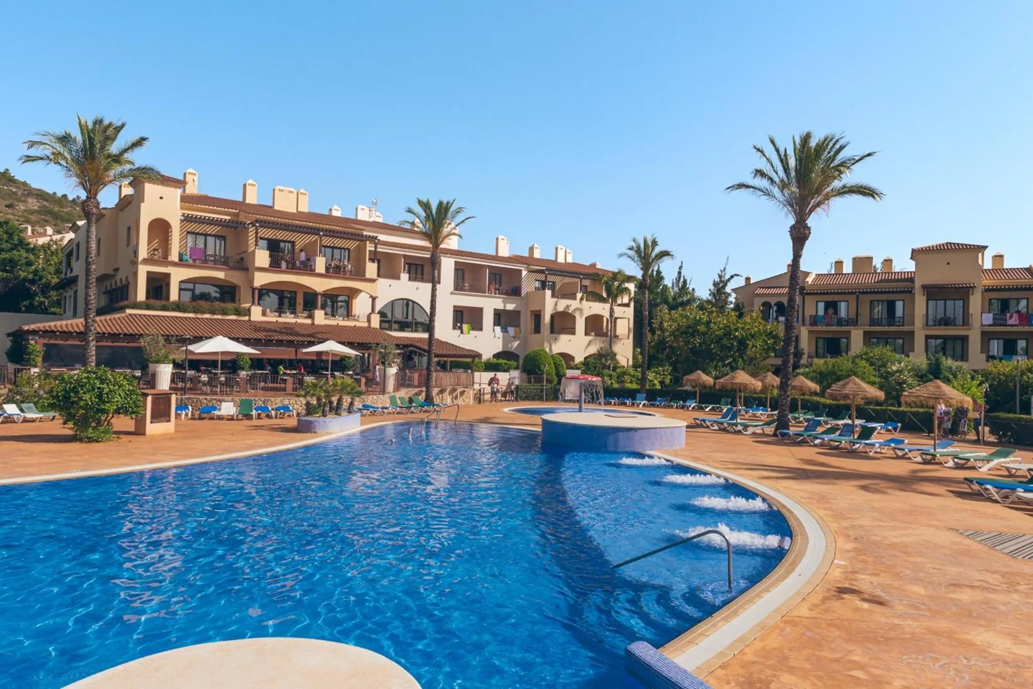 Property building in Pierre & Vacances Resort Bonavista de Bonmont