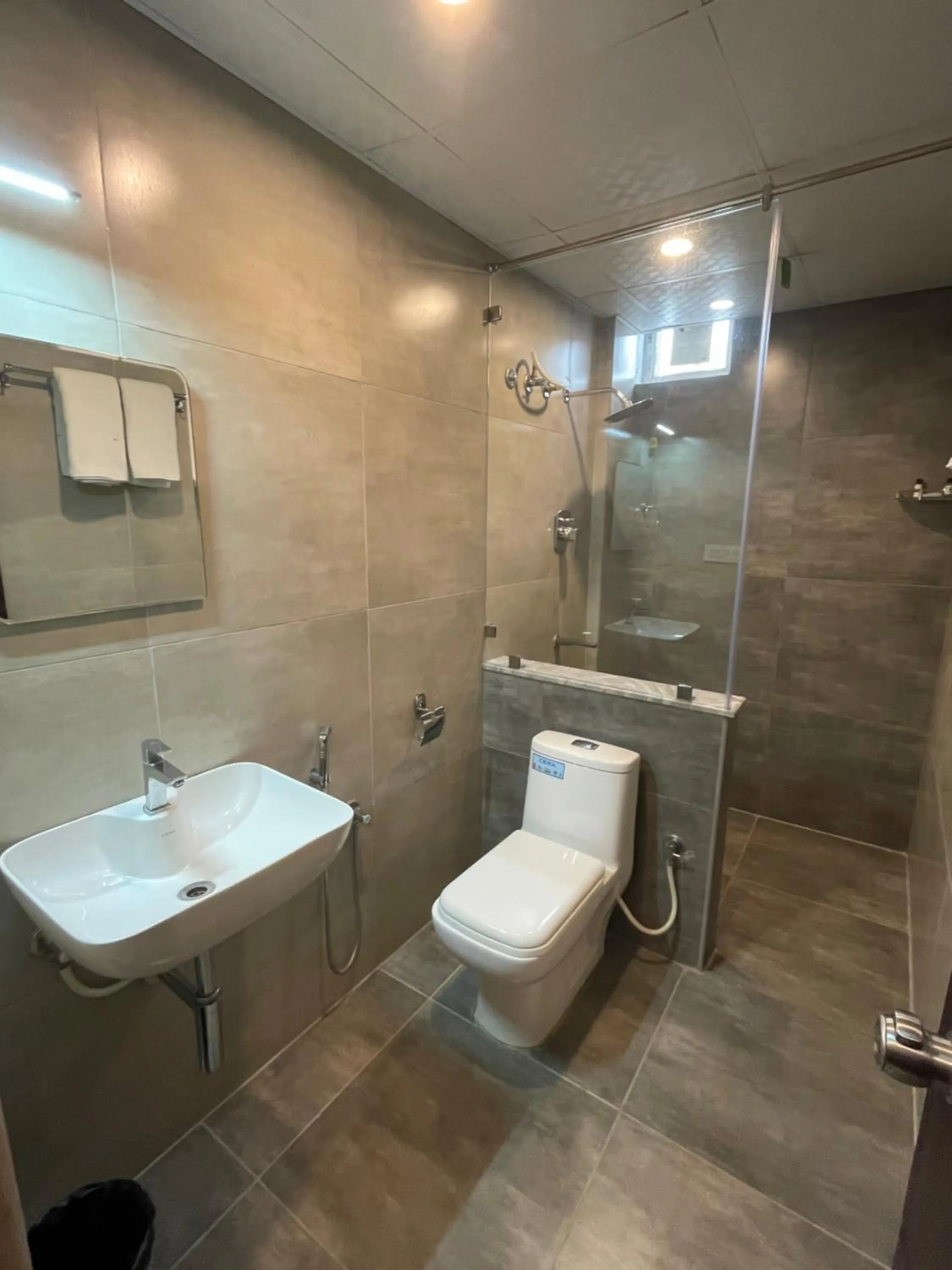 Shower in VOVO HOTELS