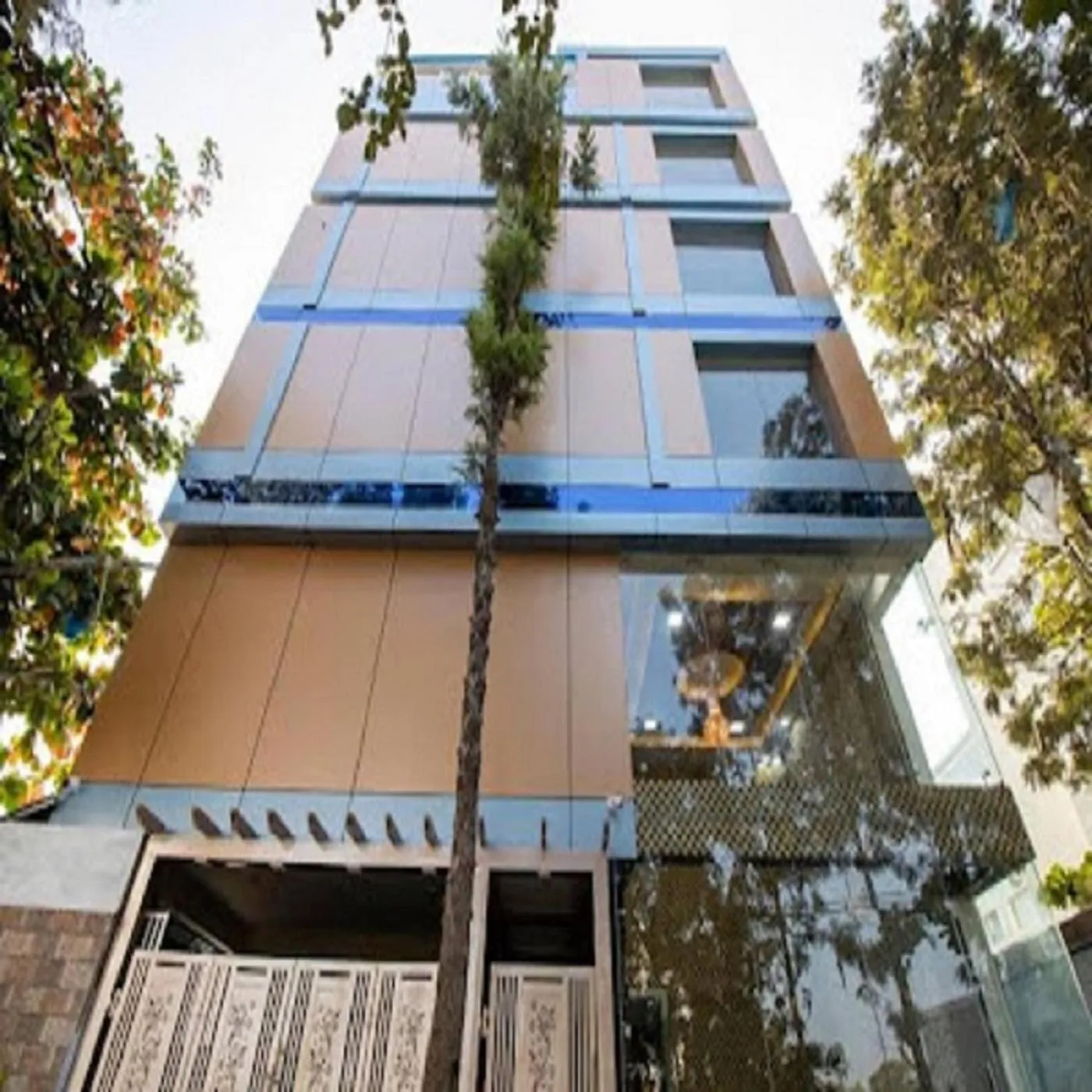 Facade/entrance in VOVO HOTELS