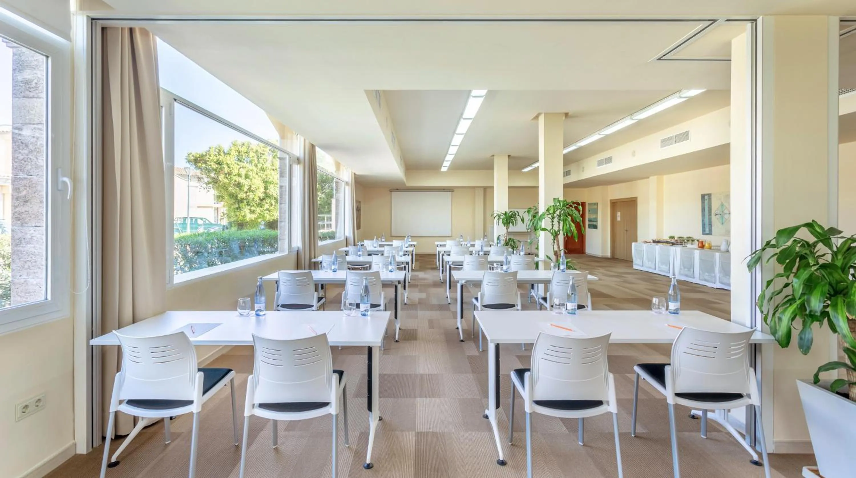 Meeting/conference room in VIVA Blue & Spa