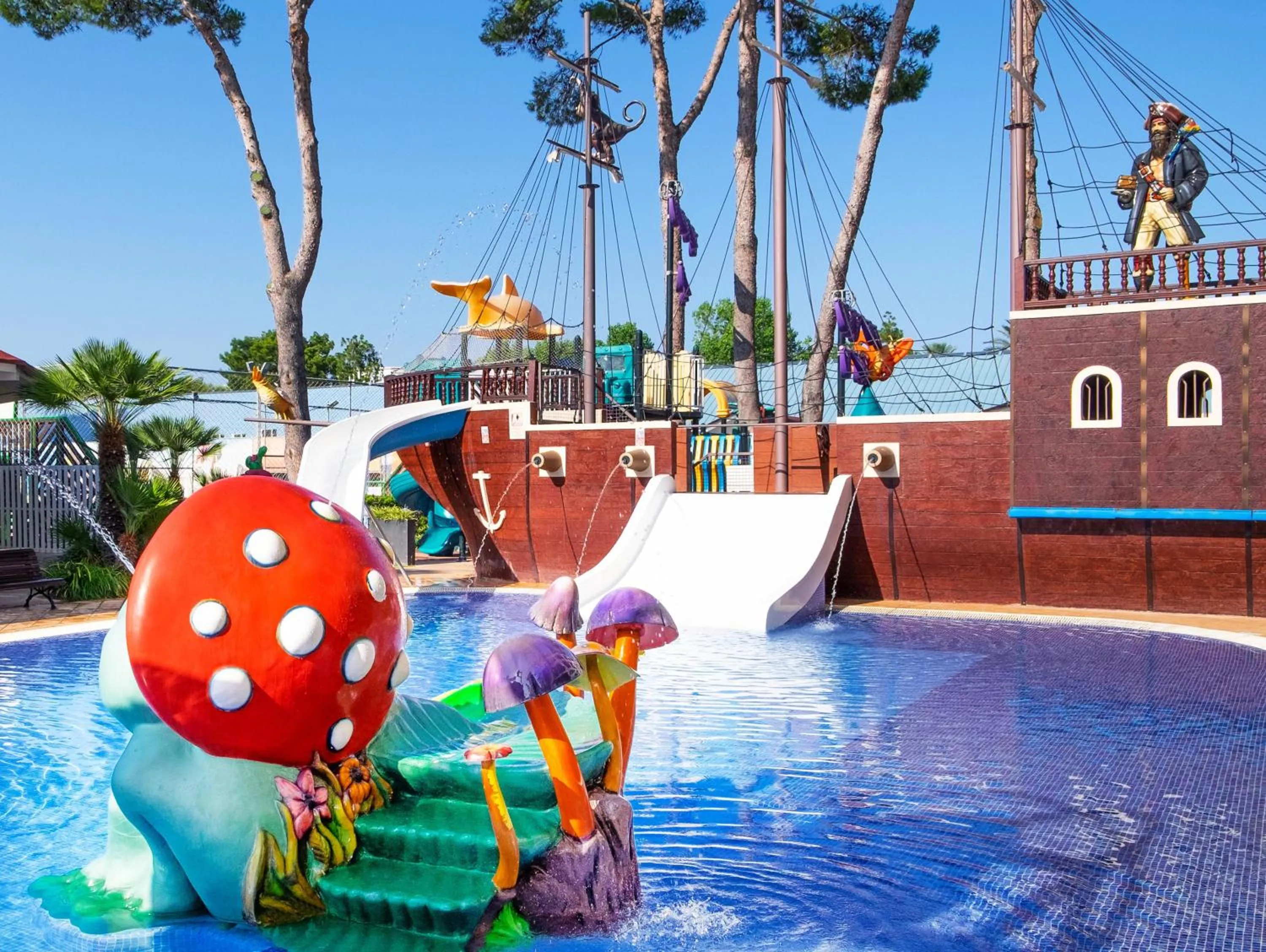 children in VIVA Blue & Spa