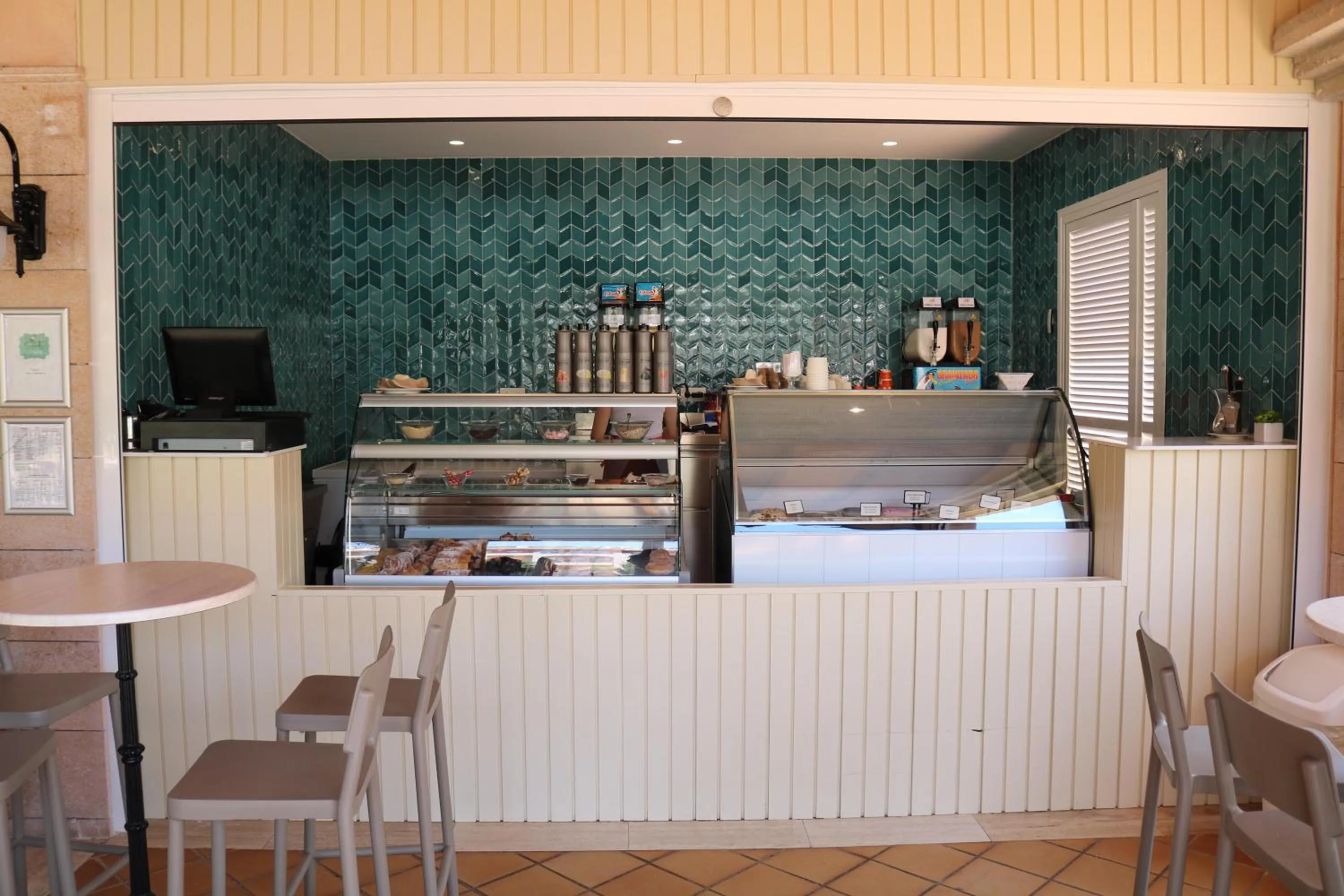 Property building in VIVA Blue & Spa