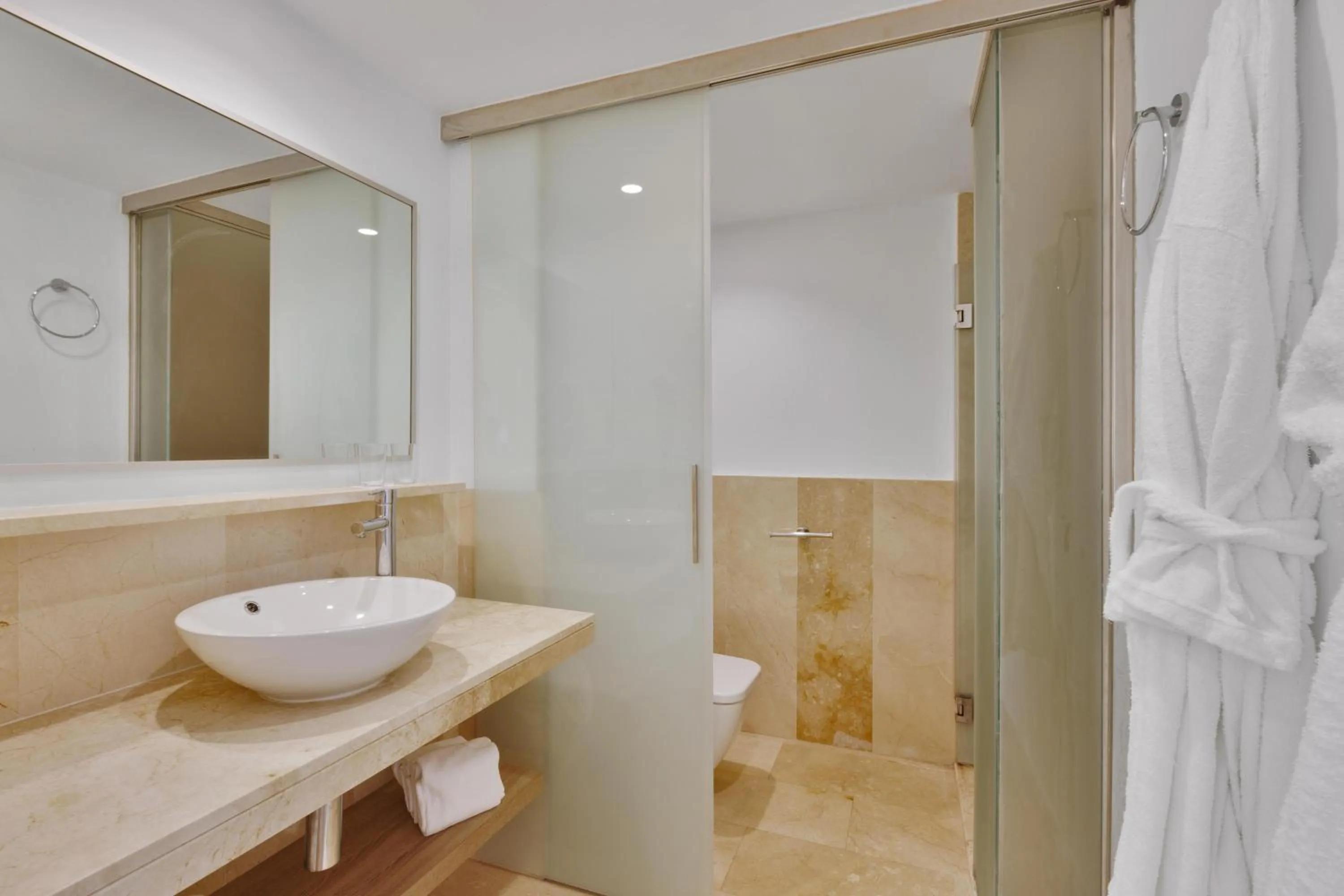 Shower in VIVA Blue & Spa