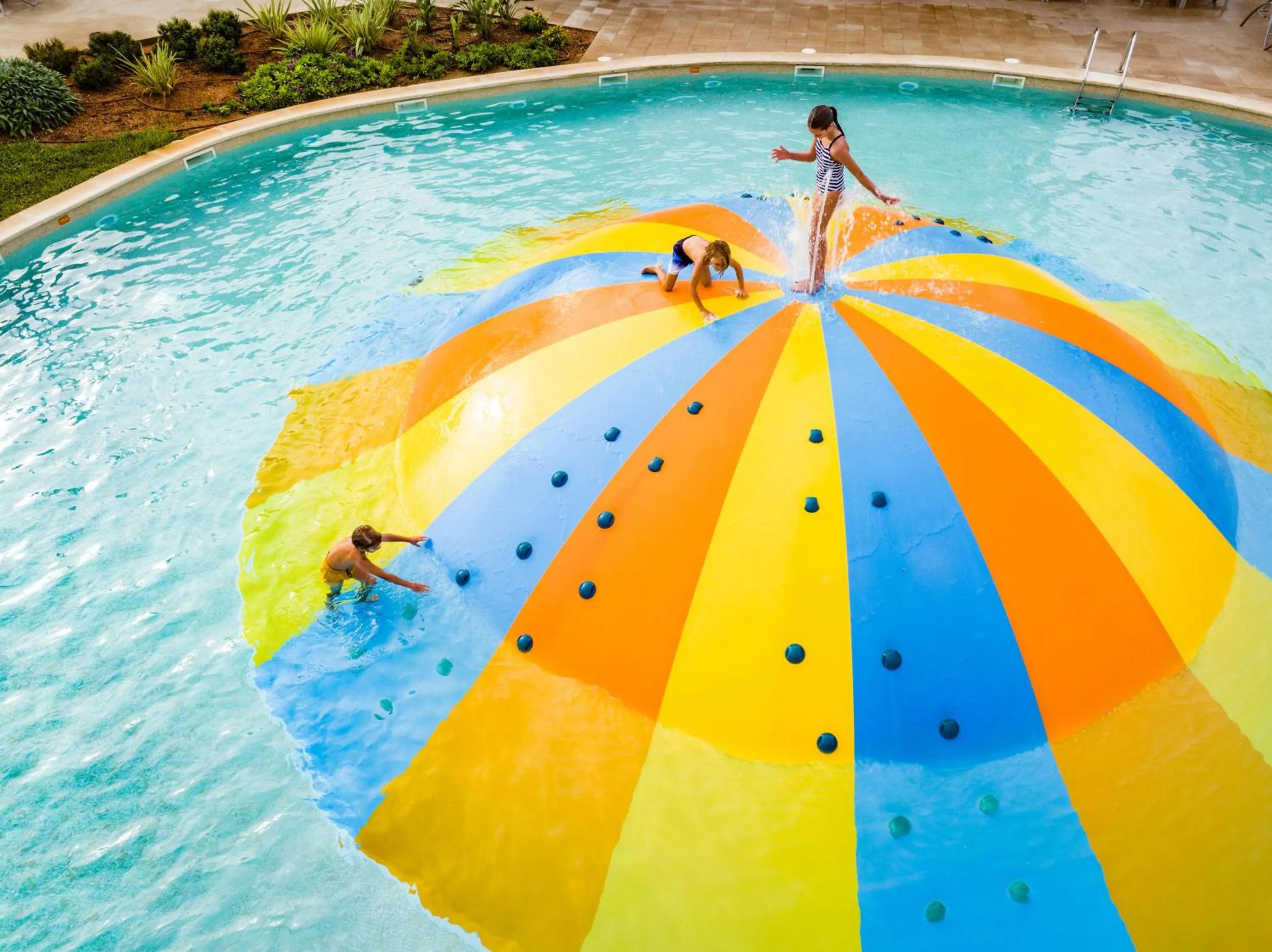 Swimming pool in VIVA Sunrise