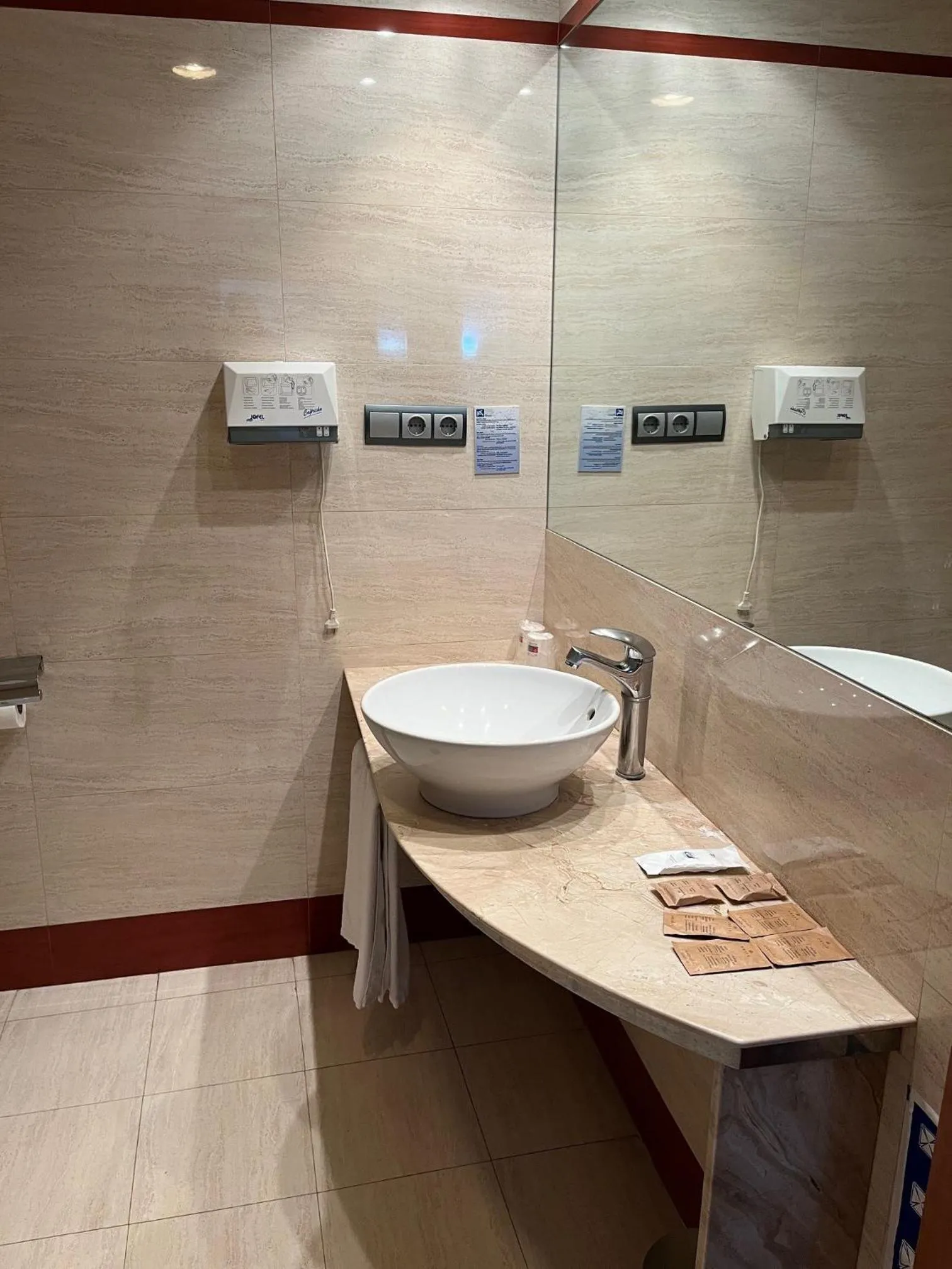 Bathroom in Hotel Gran Regente