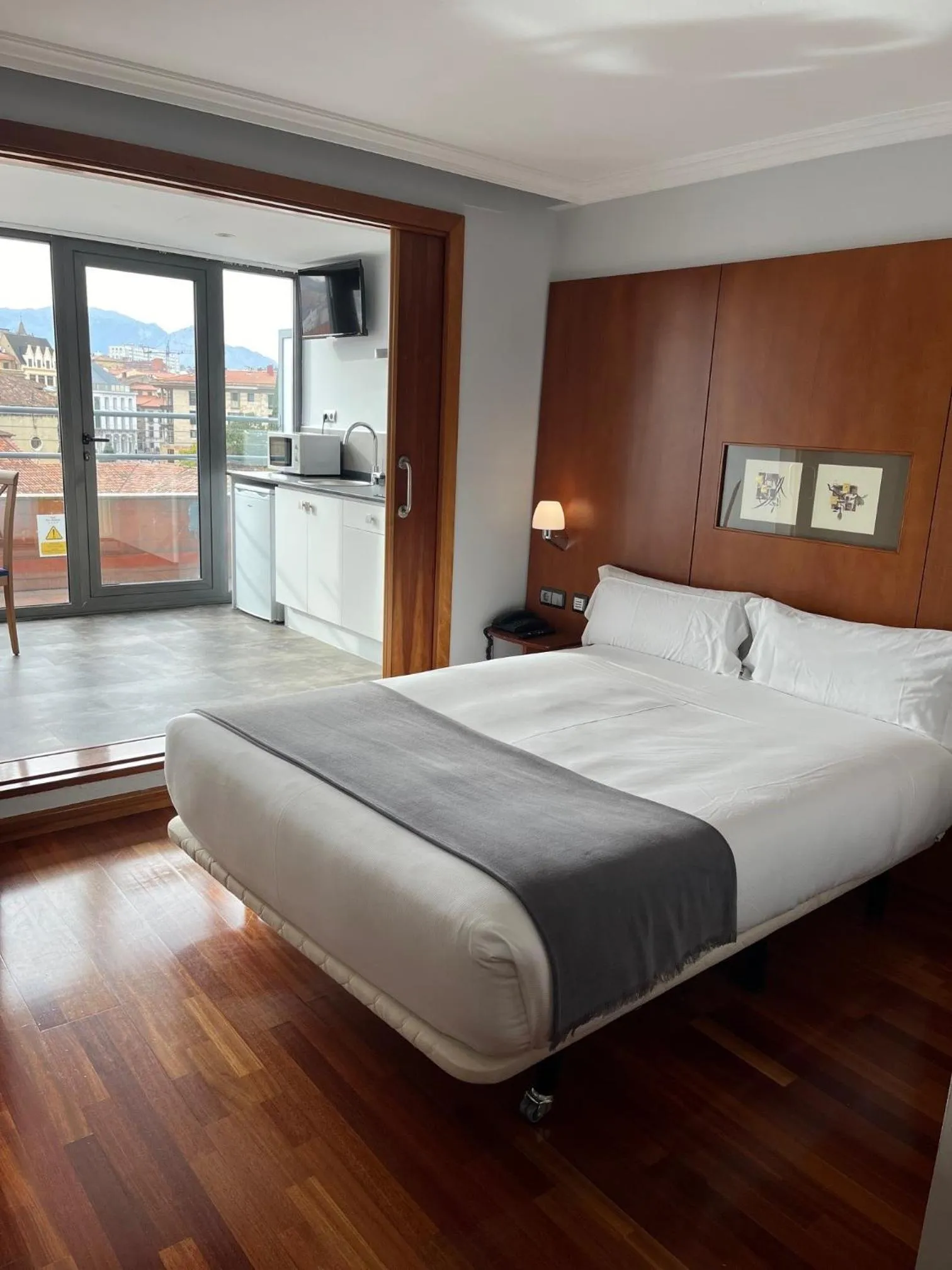 Photo of the whole room, Bed in Hotel Gran Regente