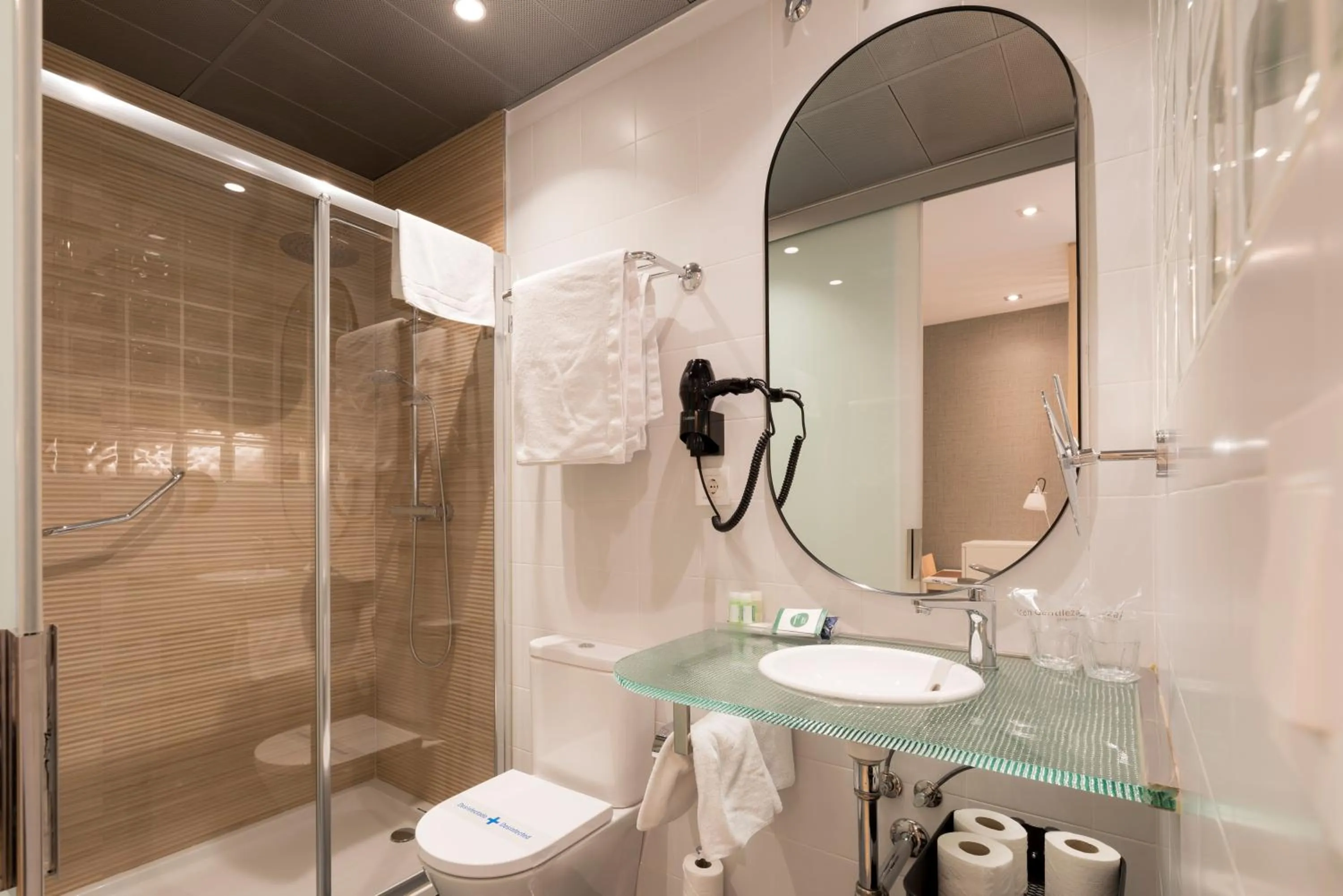 Bathroom in Hotel Avenida