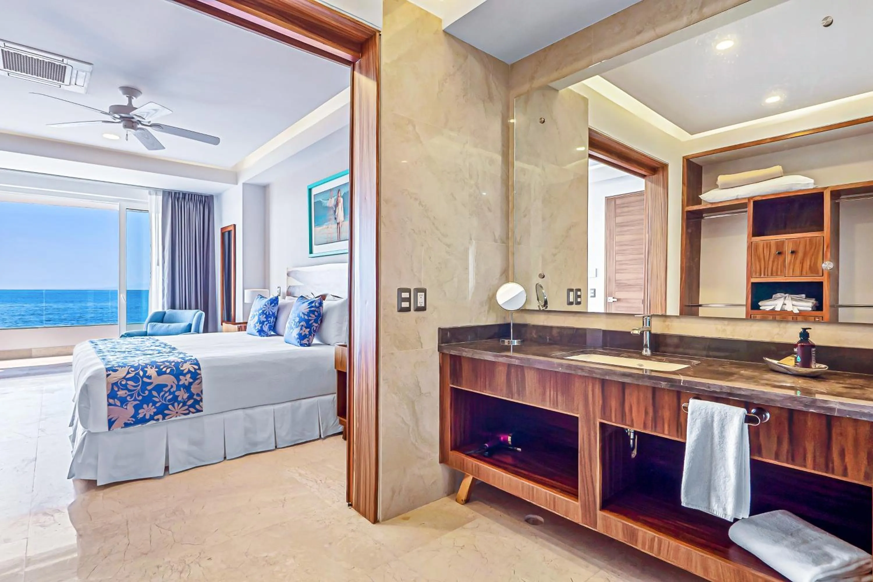 Bed in Blue Horizon 204