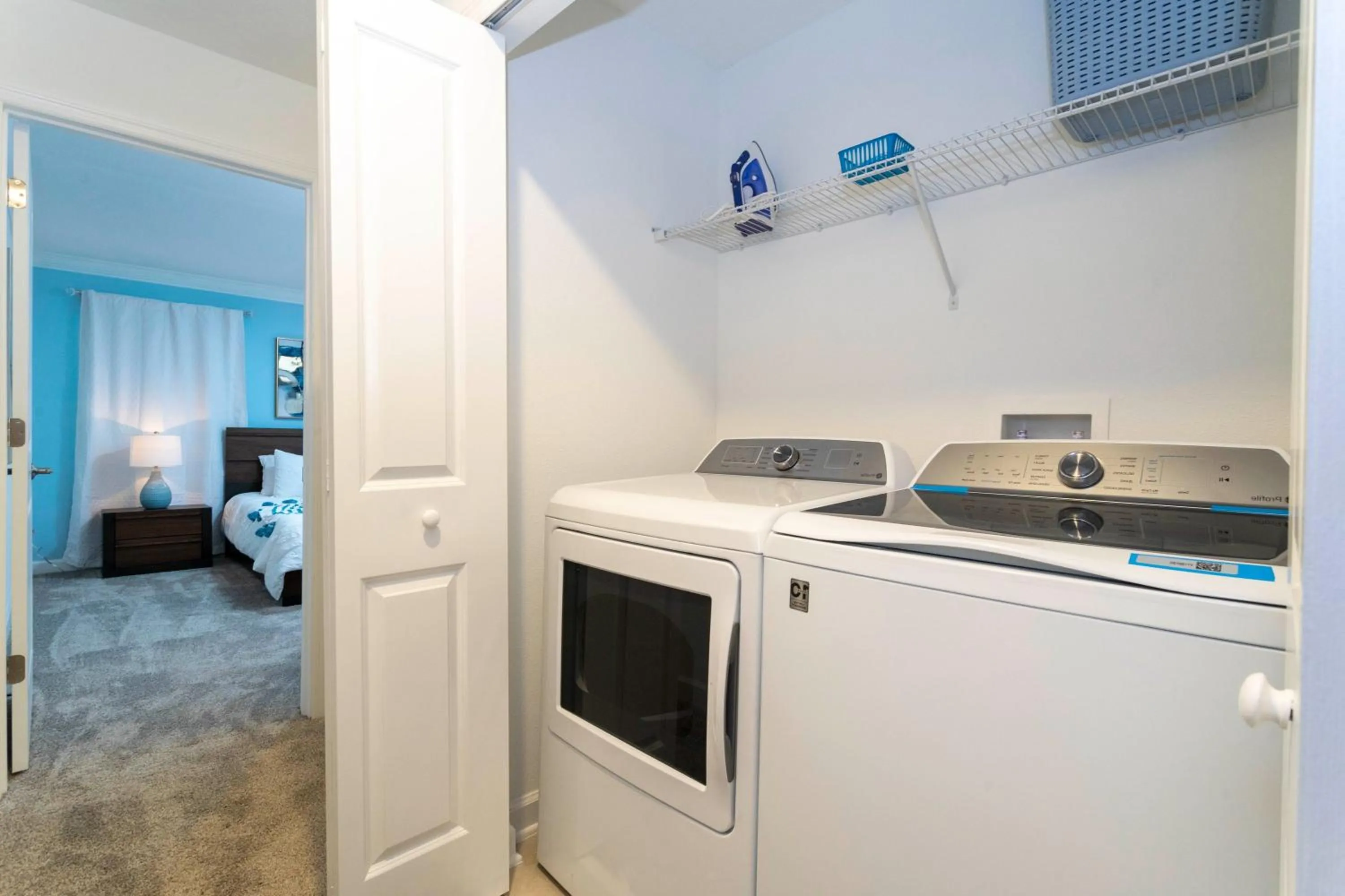 Stunning 4 Bd w/ Pool Close to Disney @ Champions Gate 1158