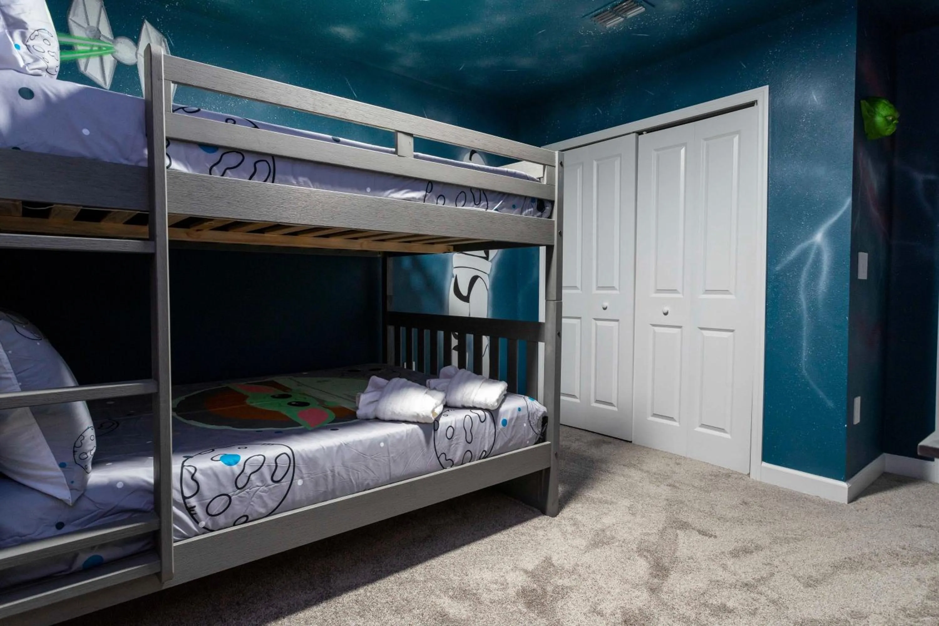 Bed in Stunning 4 Bd w/ Pool Close to Disney @ Champions Gate 1158