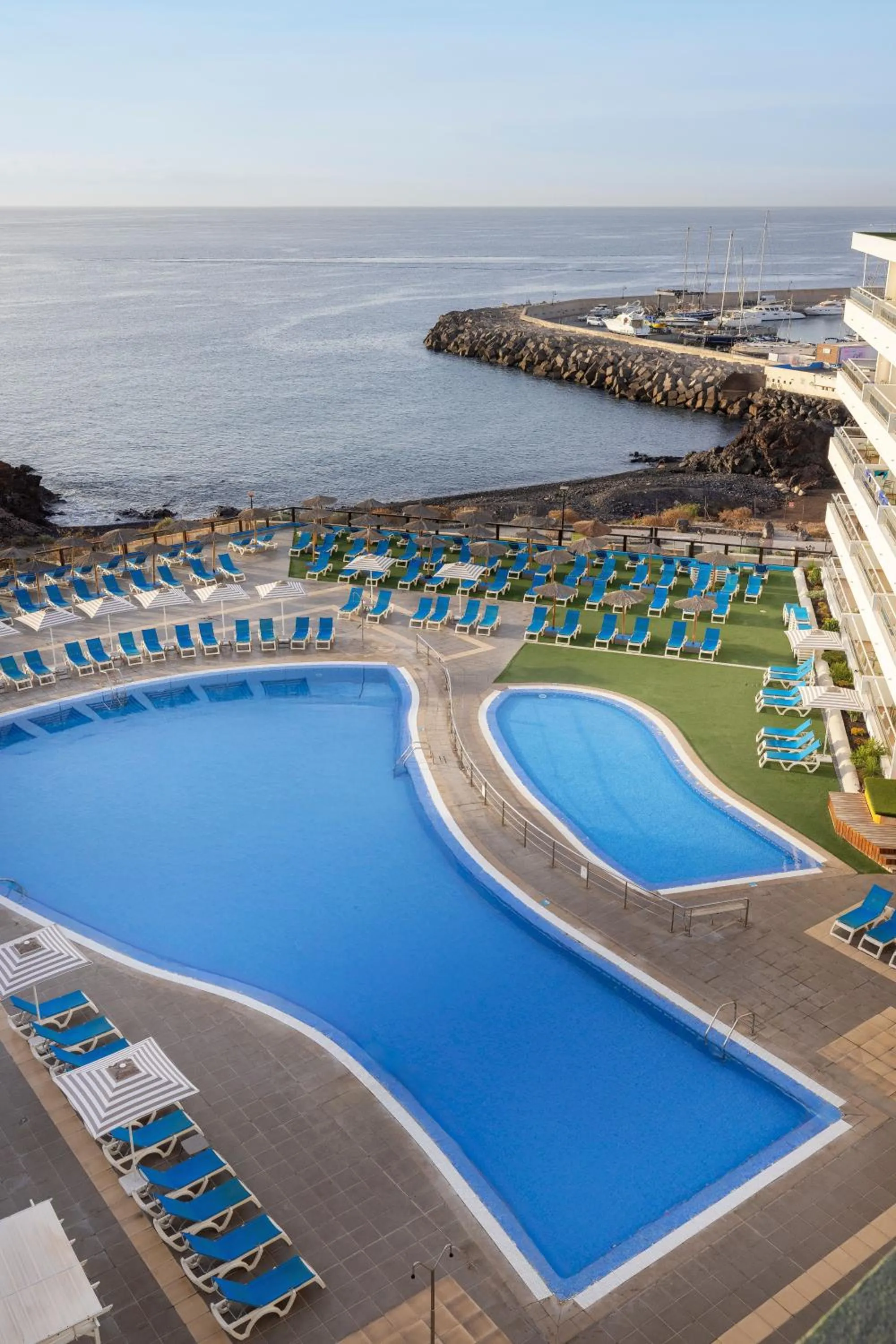 Pool view in Alua Atlantico Golf - All Inclusive