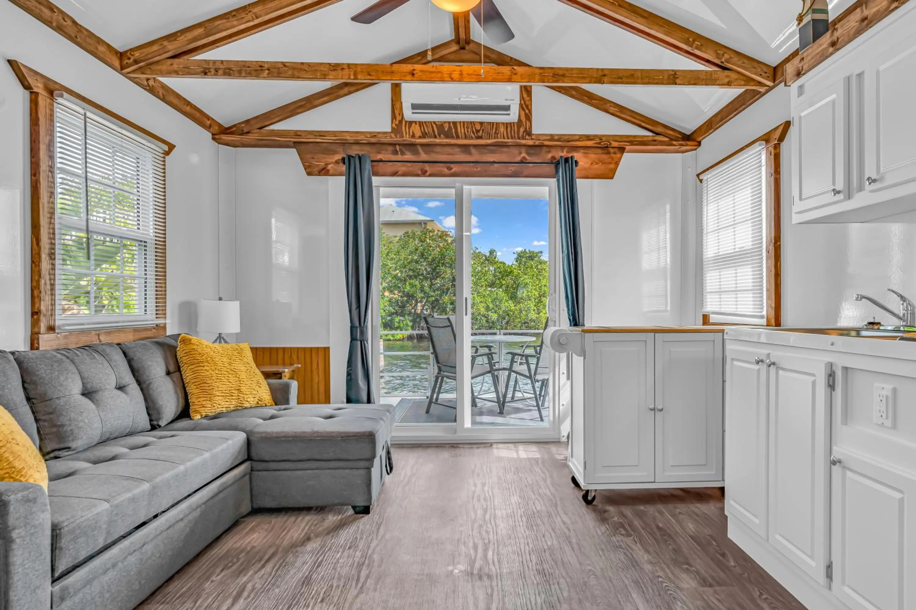 Living room in Yacht Haven