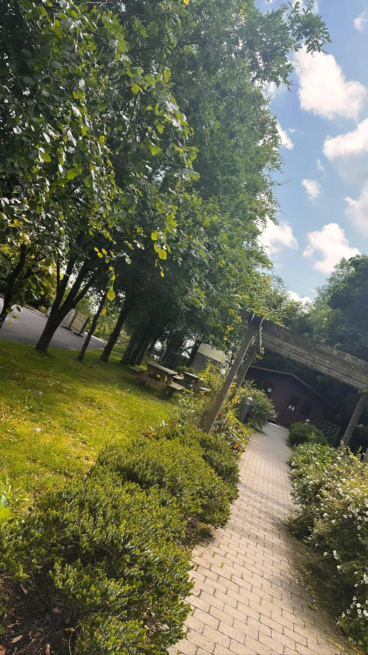 Facade/entrance in The Hedges Hotel