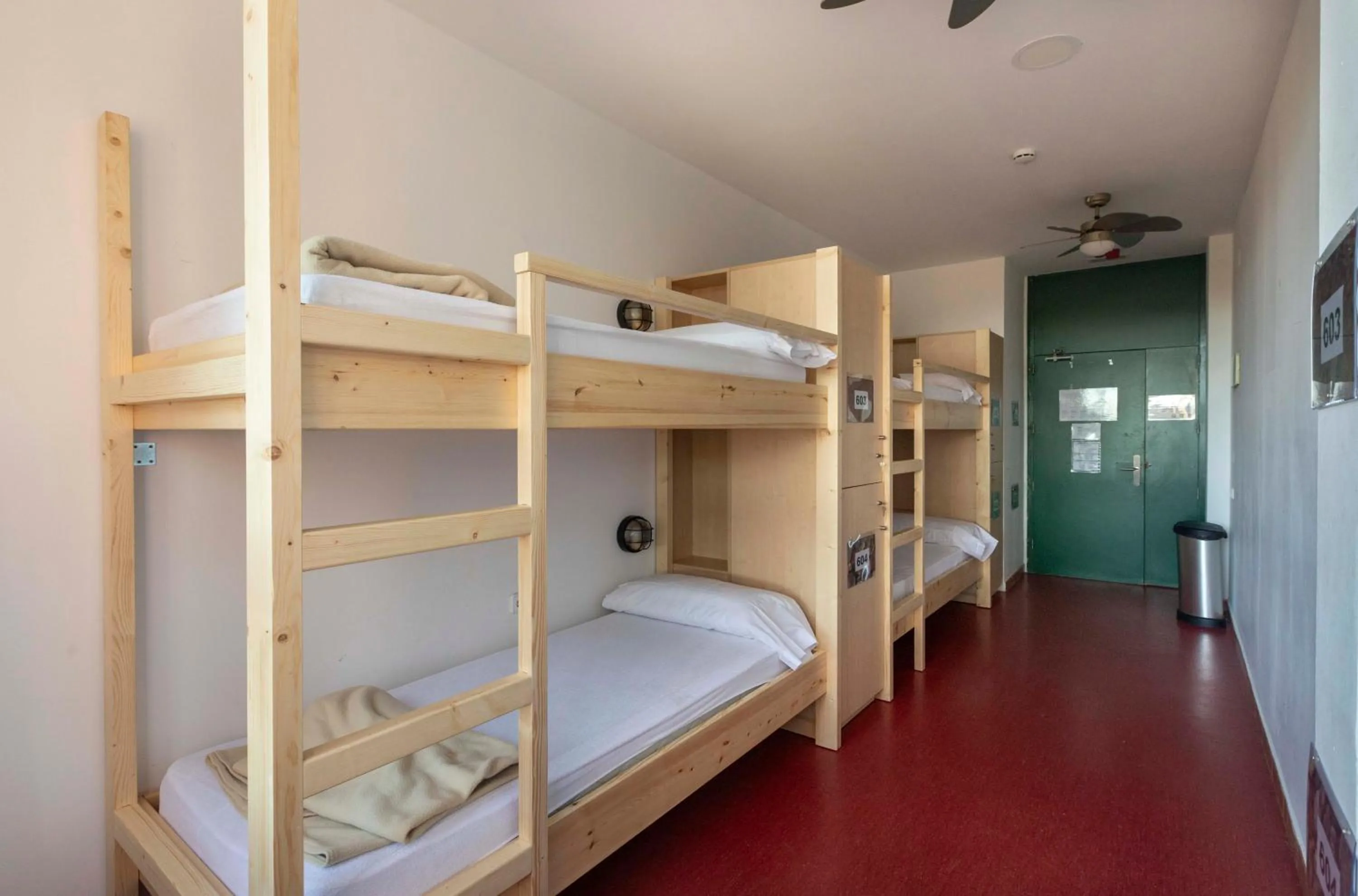 bunk bed, Bed in Inout