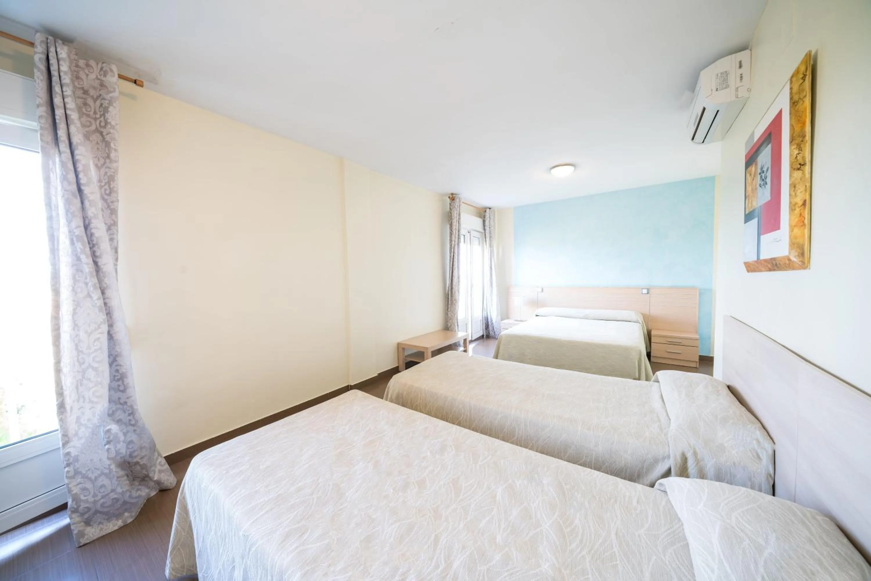 Bed in Hotel La Colina