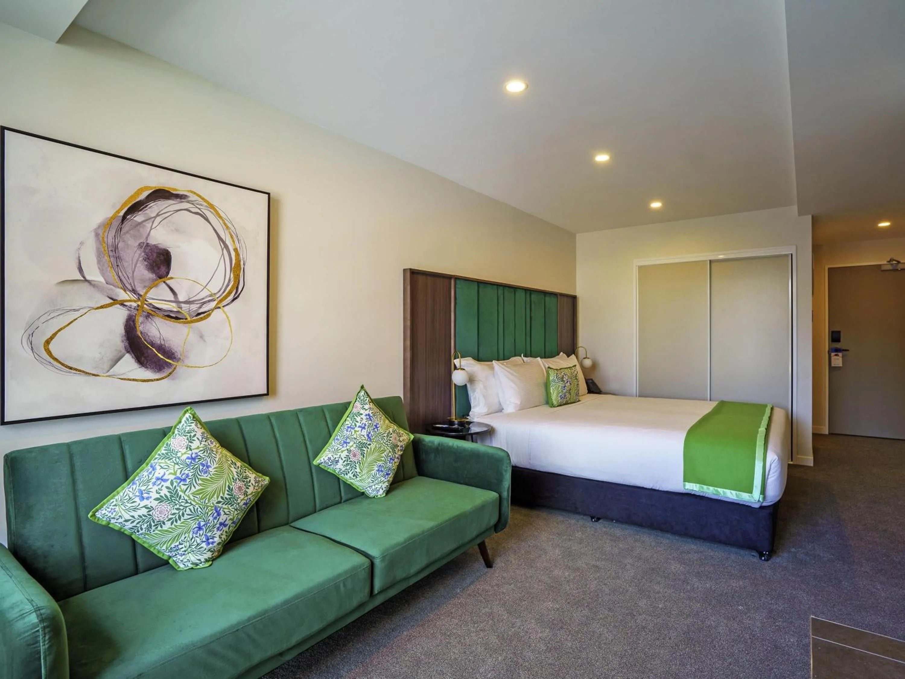 Bedroom, Bed in The Sebel Wellington Thorndon