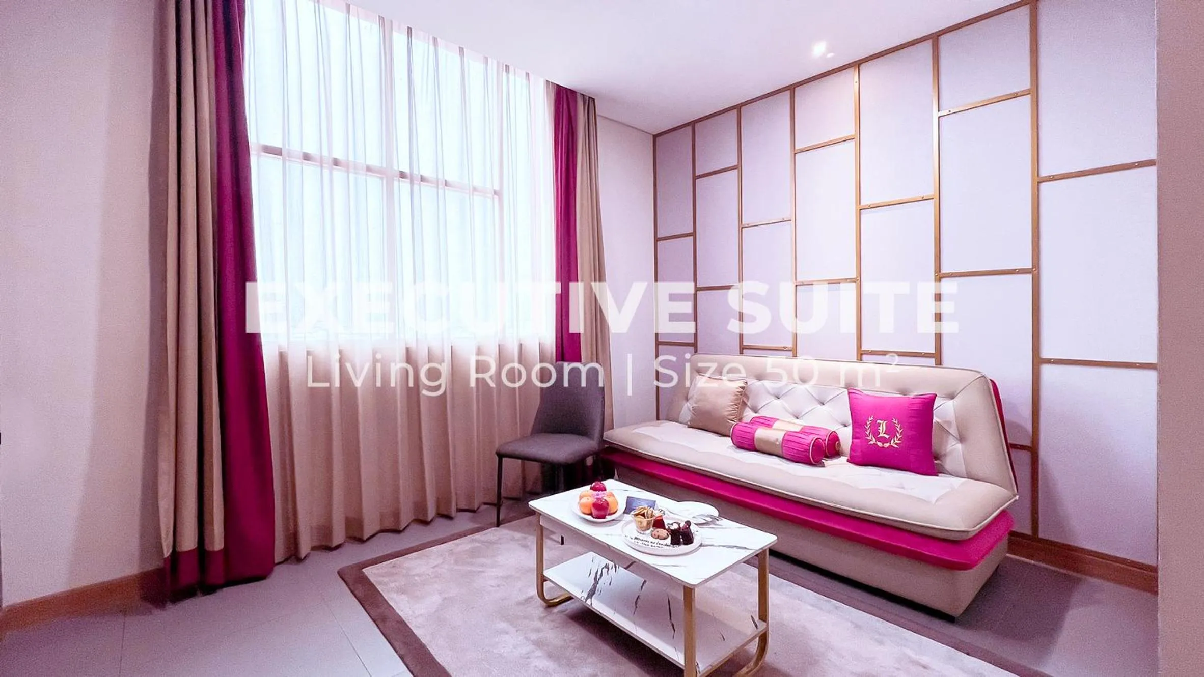 Bed in Leedon Hotel & Suites Surabaya