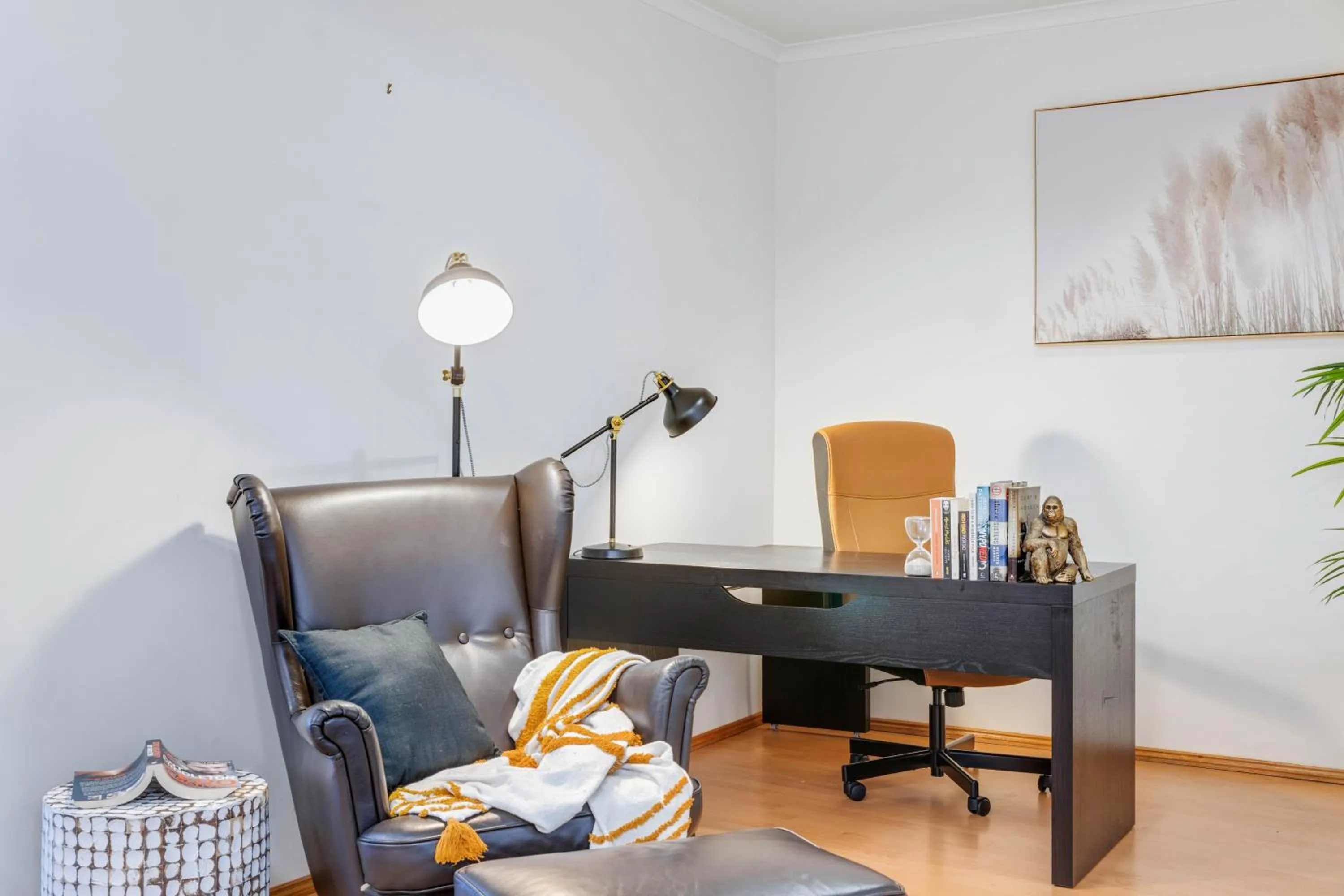 Business facilities in AAB Apartments