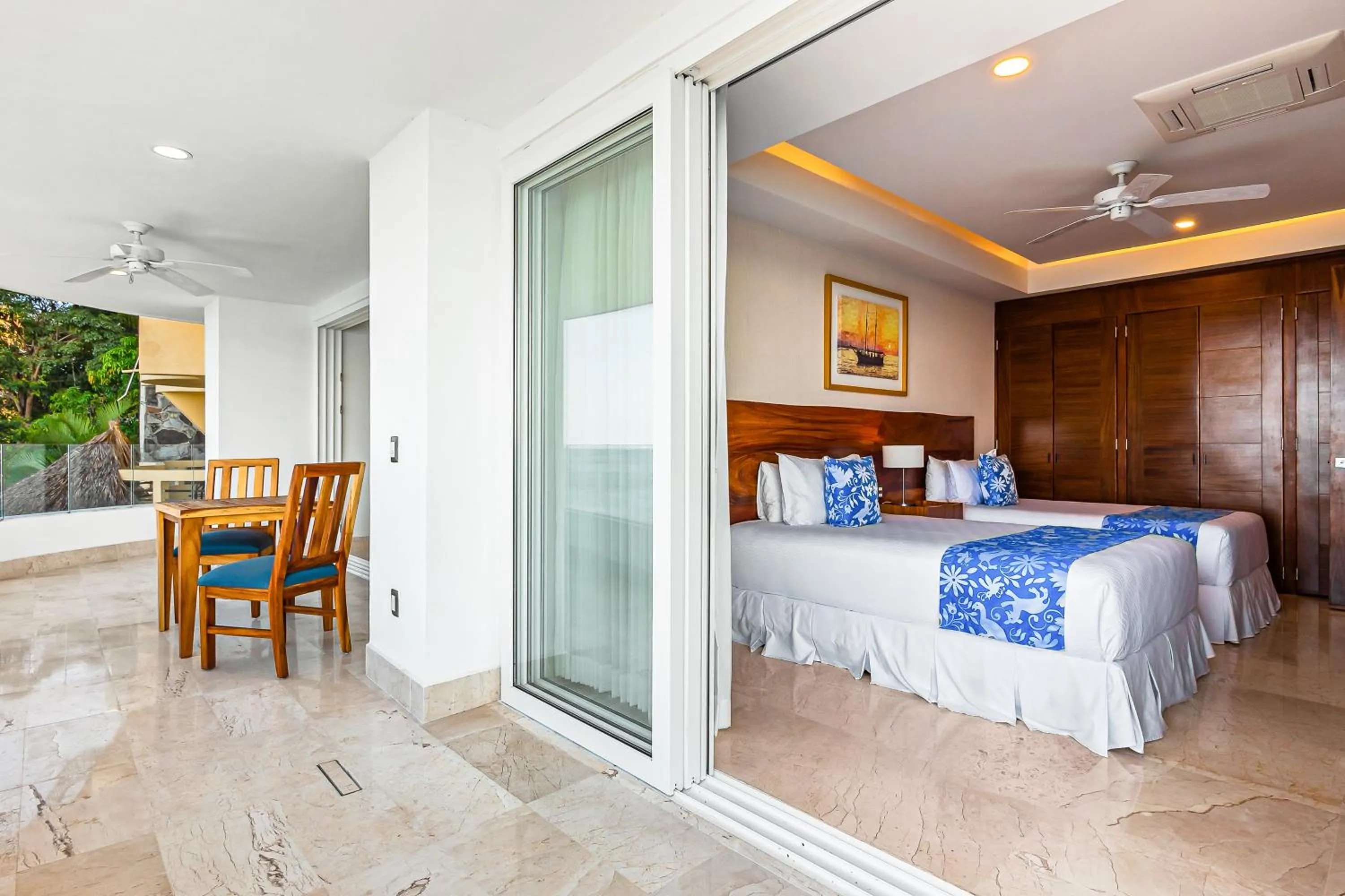 Bed in Blue Horizon 301