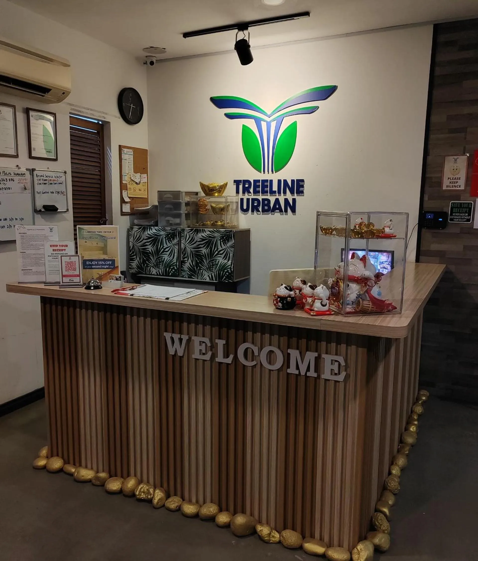 Lobby or reception in Treeline Urban Inn