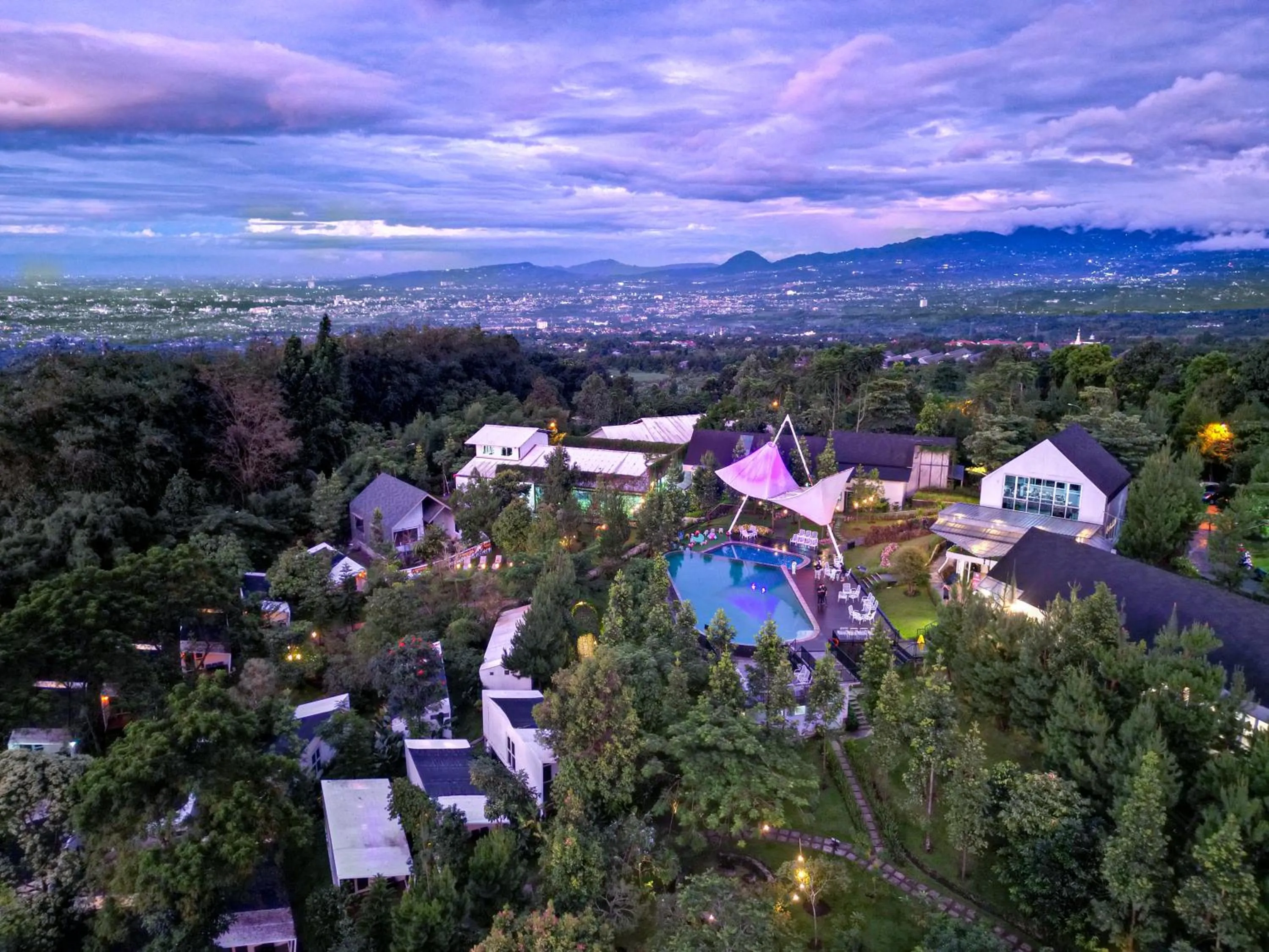 Natural landscape in Leuweung Geledegan Ecoldge