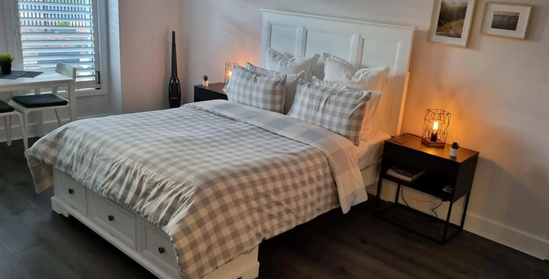 Bed in Hampton on Washington - FREE Wifi and Netflix