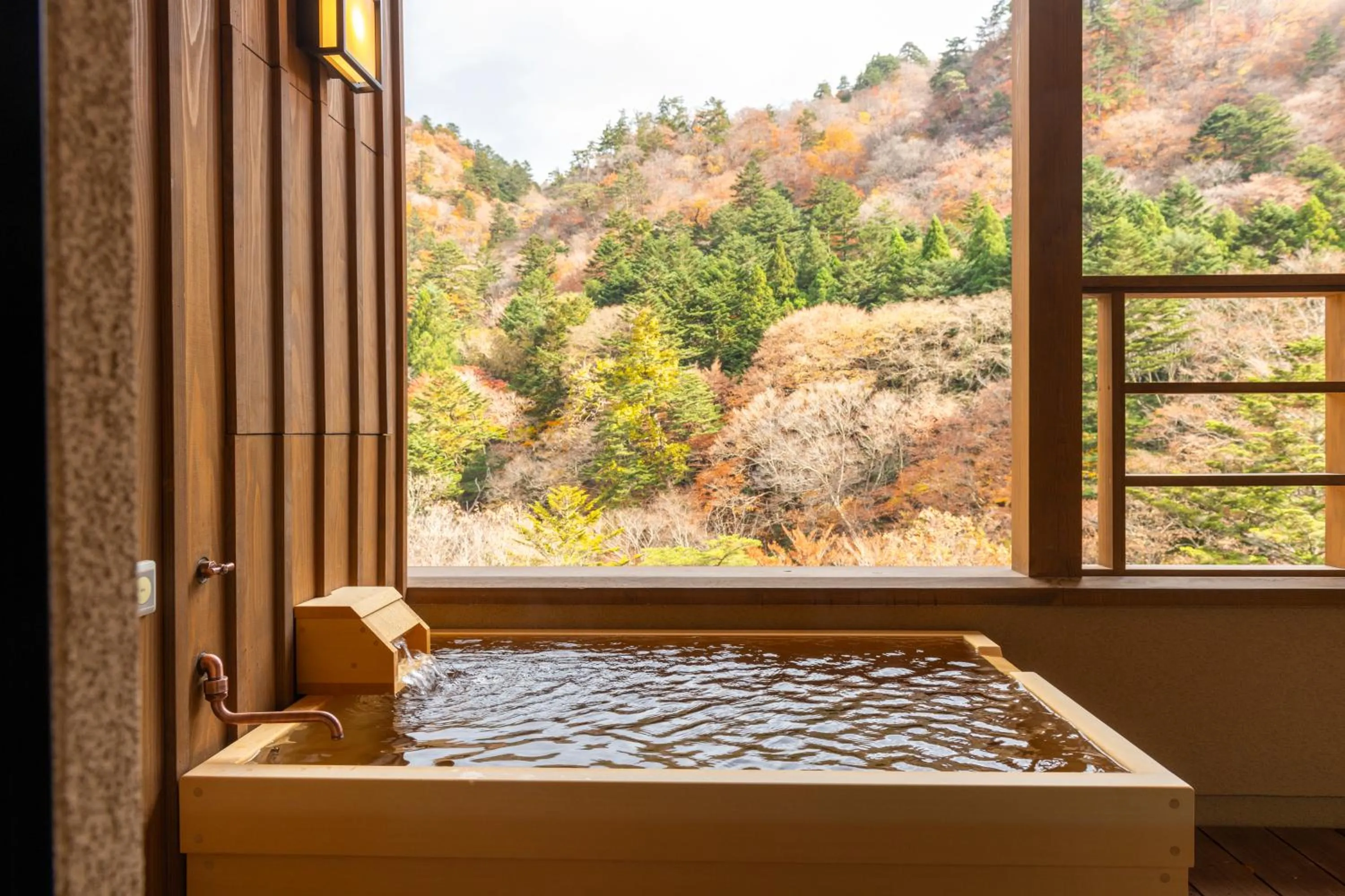 Open Air Bath in Shionoyu Onsen Rengetsu