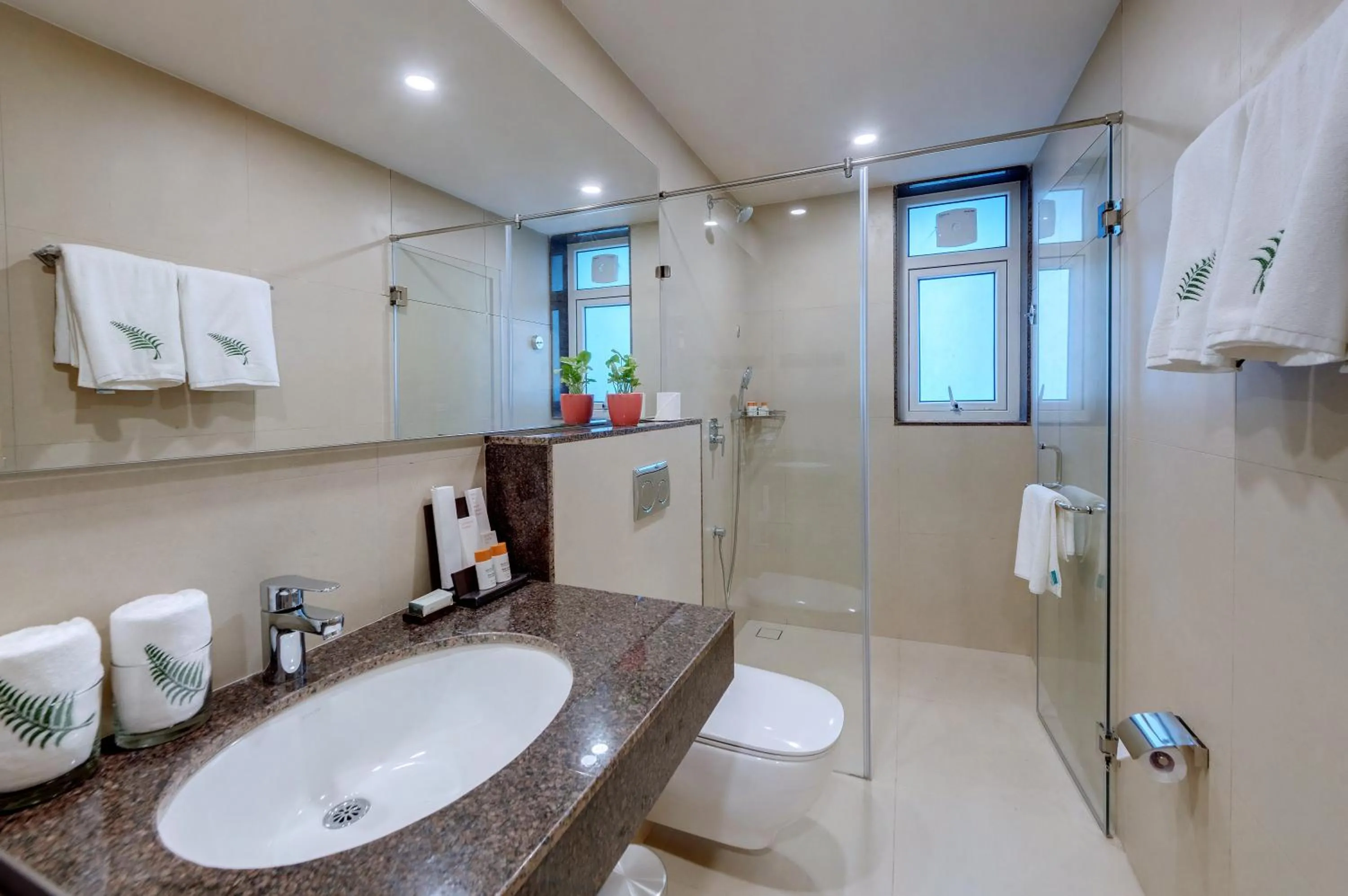 Bathroom in The Fern Habitat, Candolim, Goa