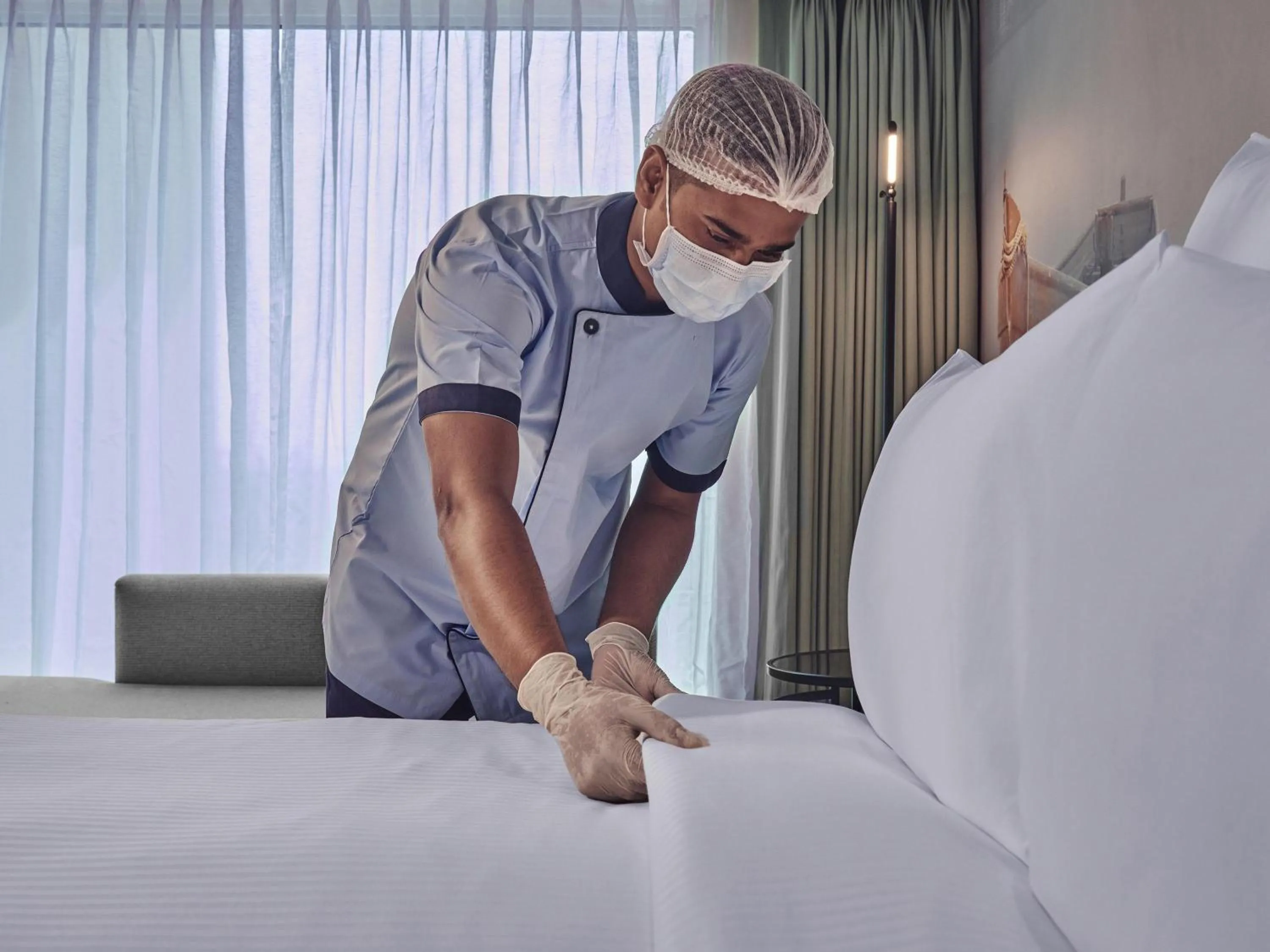 Bedroom in Novotel Mumbai International Airport