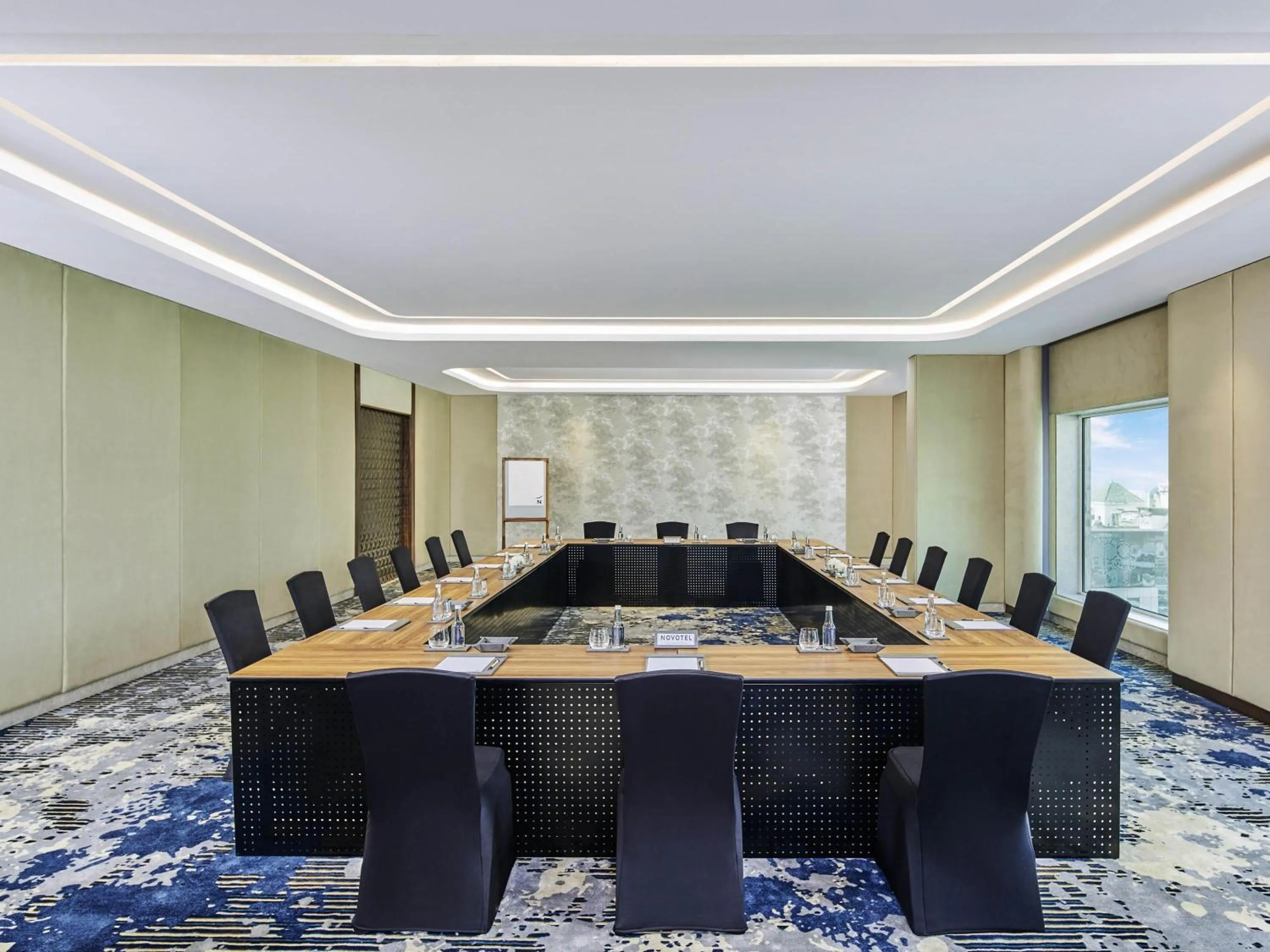Meeting/conference room in Novotel Mumbai International Airport