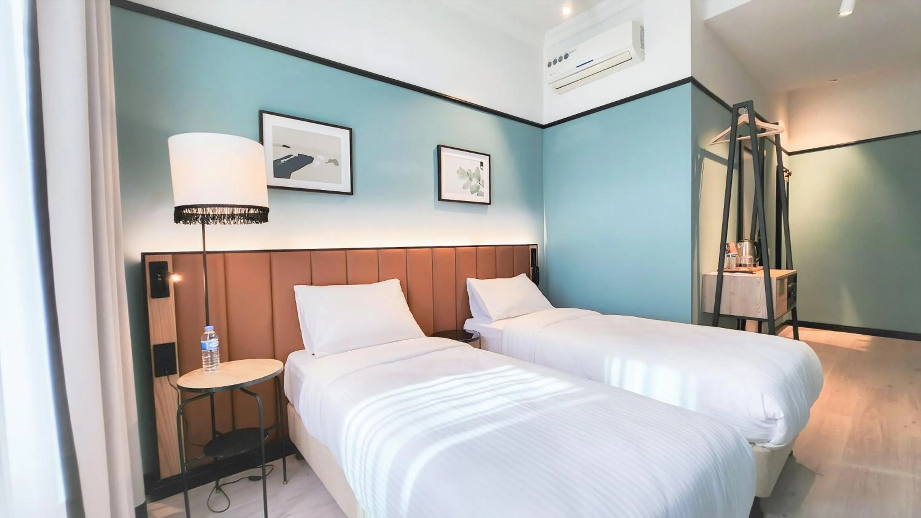 Massage, Bed in Exclusive Art Hotel