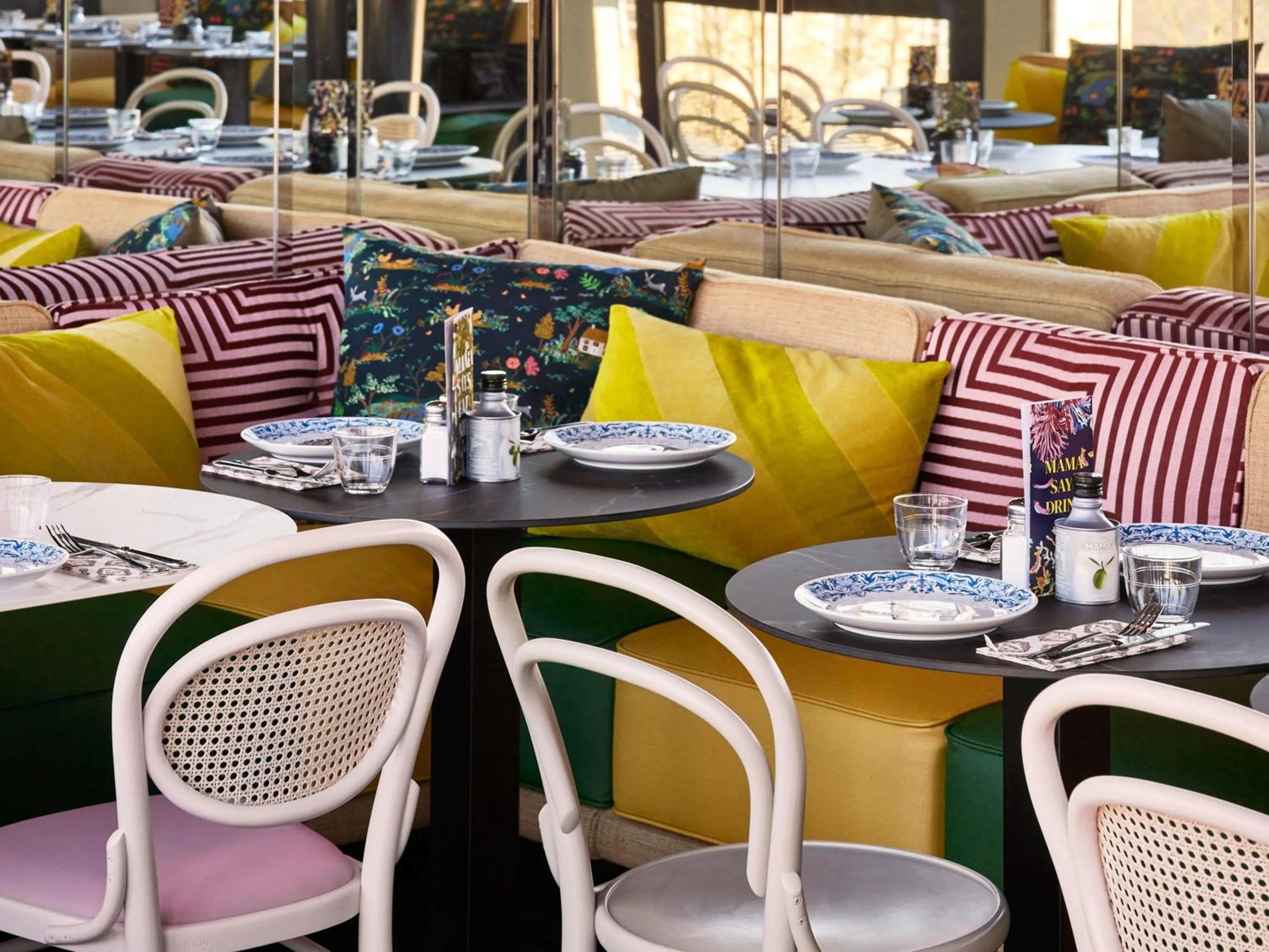 Restaurant/places to eat in Mama Shelter Rennes