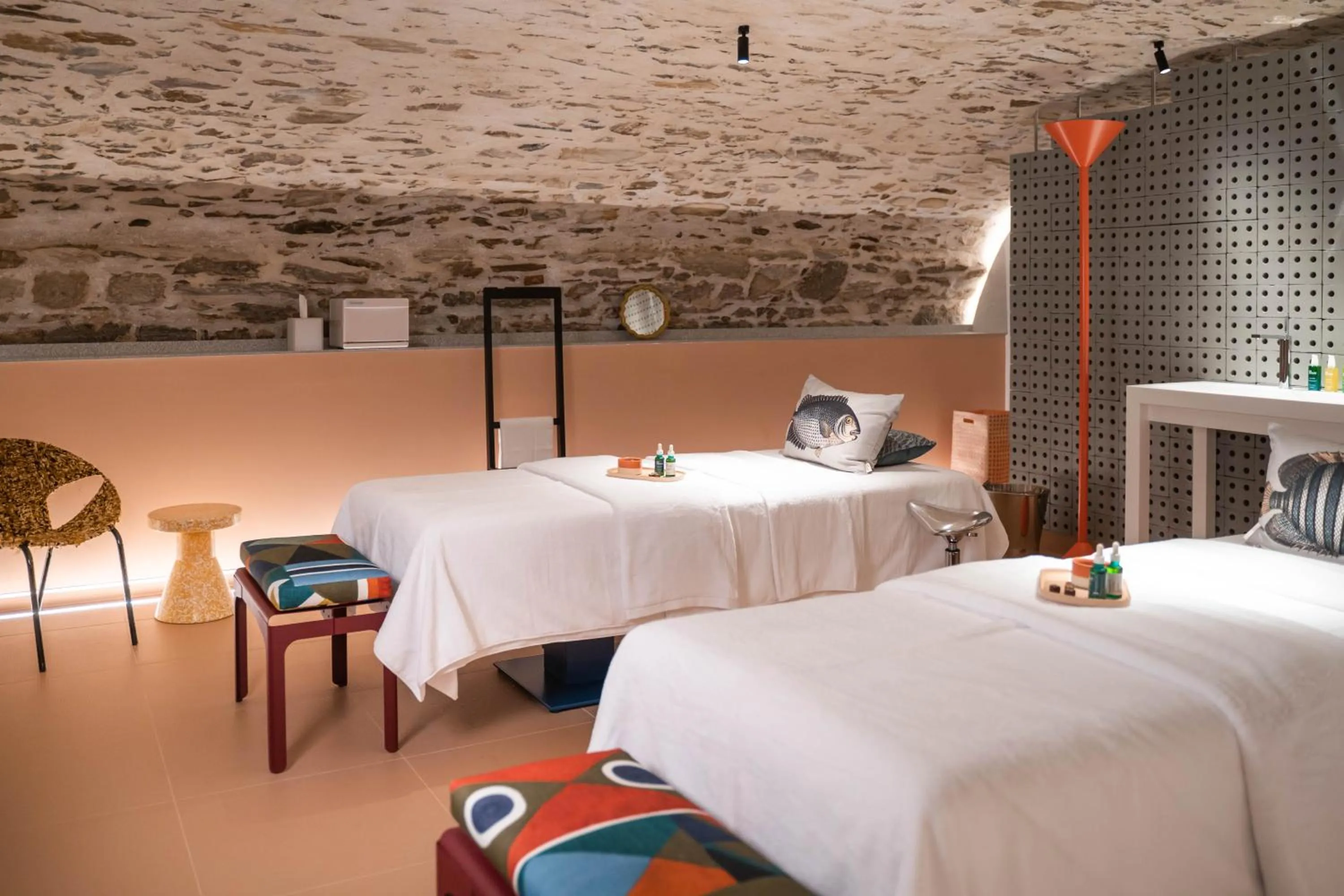 Spa and wellness centre/facilities, Bed in Mama Shelter Rennes