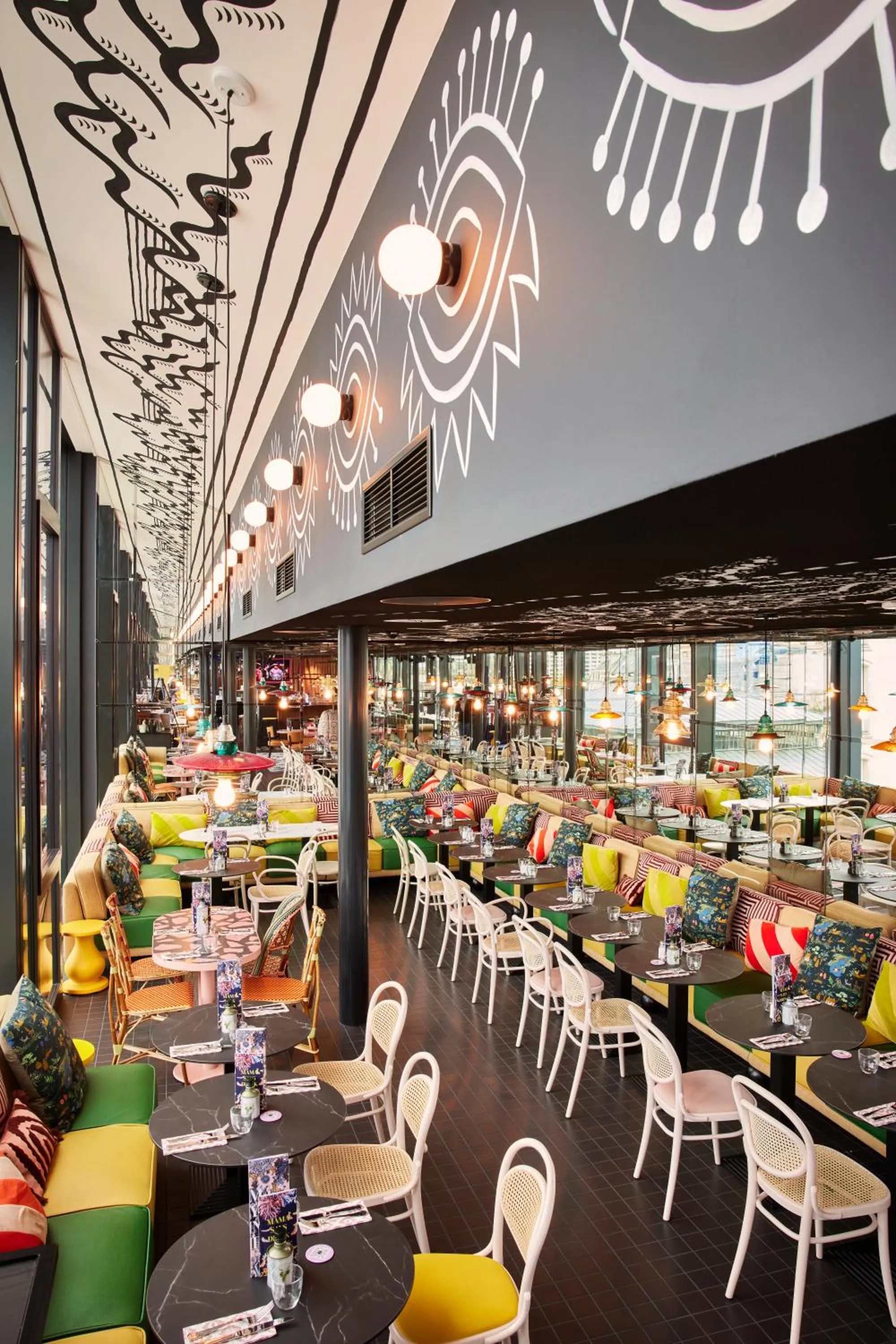 Restaurant/places to eat in Mama Shelter Rennes